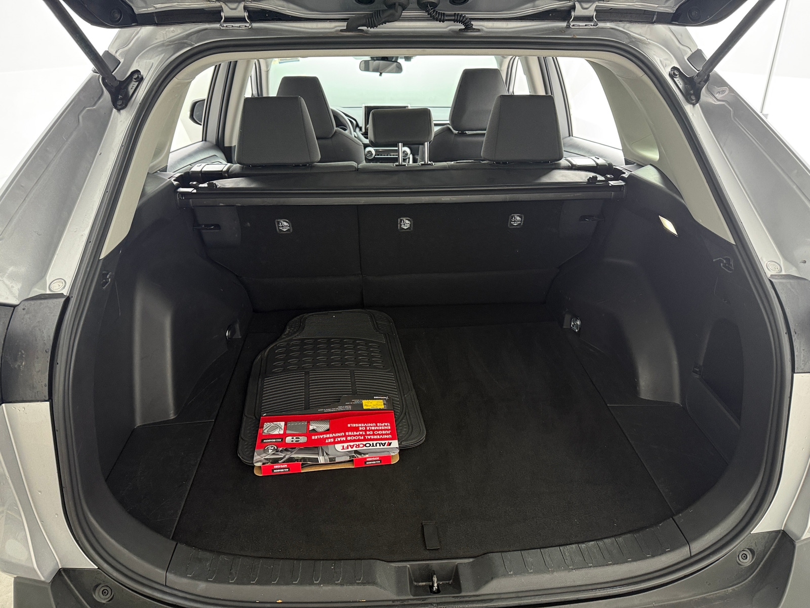 Thumbnail: 2025 Toyota RAV4 - 7