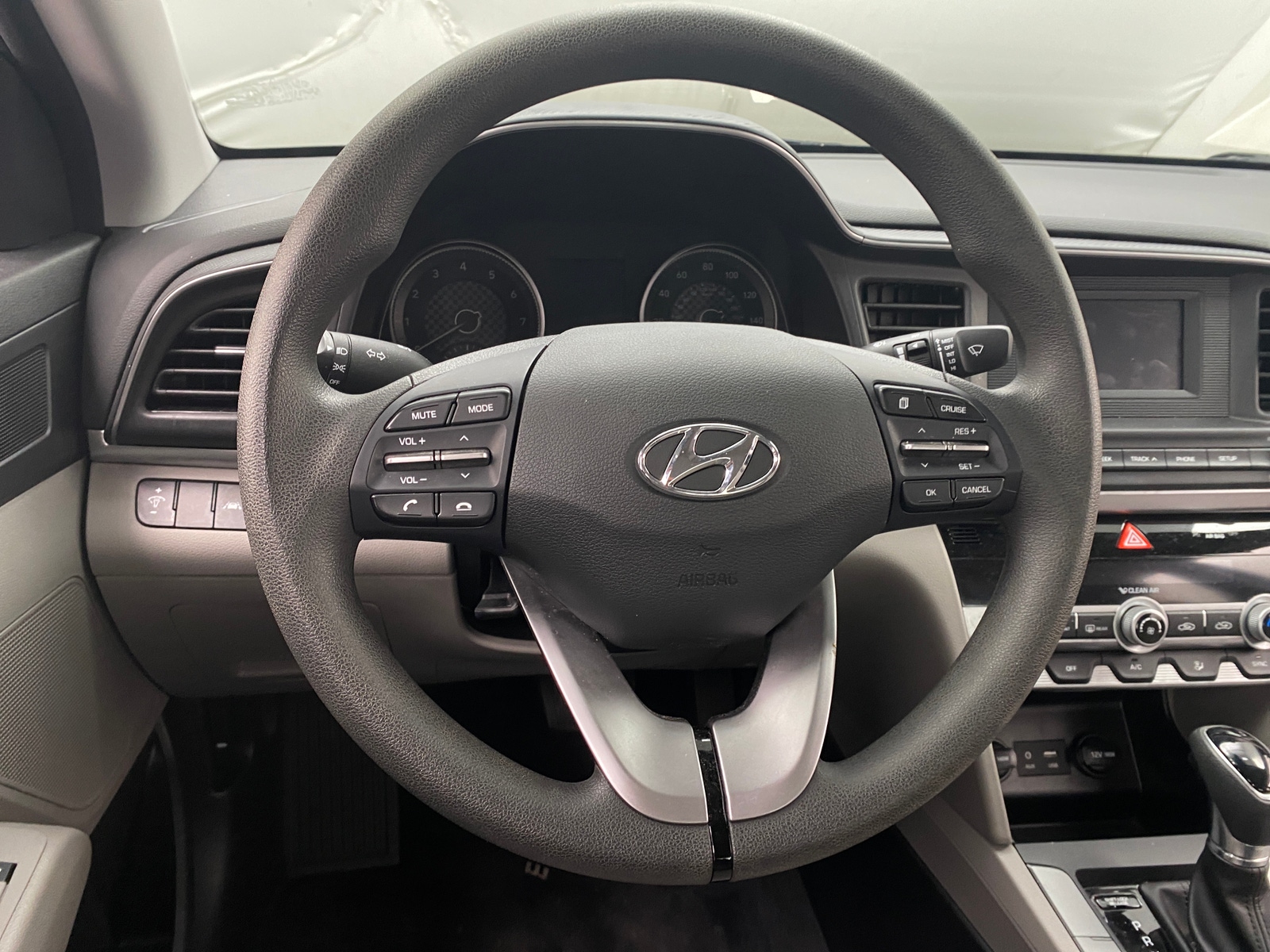 Thumbnail: 2020 Hyundai Elantra - 5