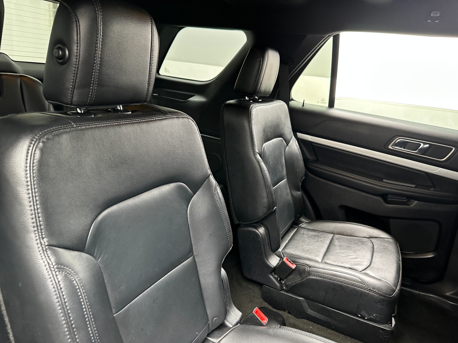 Thumbnail: 2016 Ford Explorer - 5