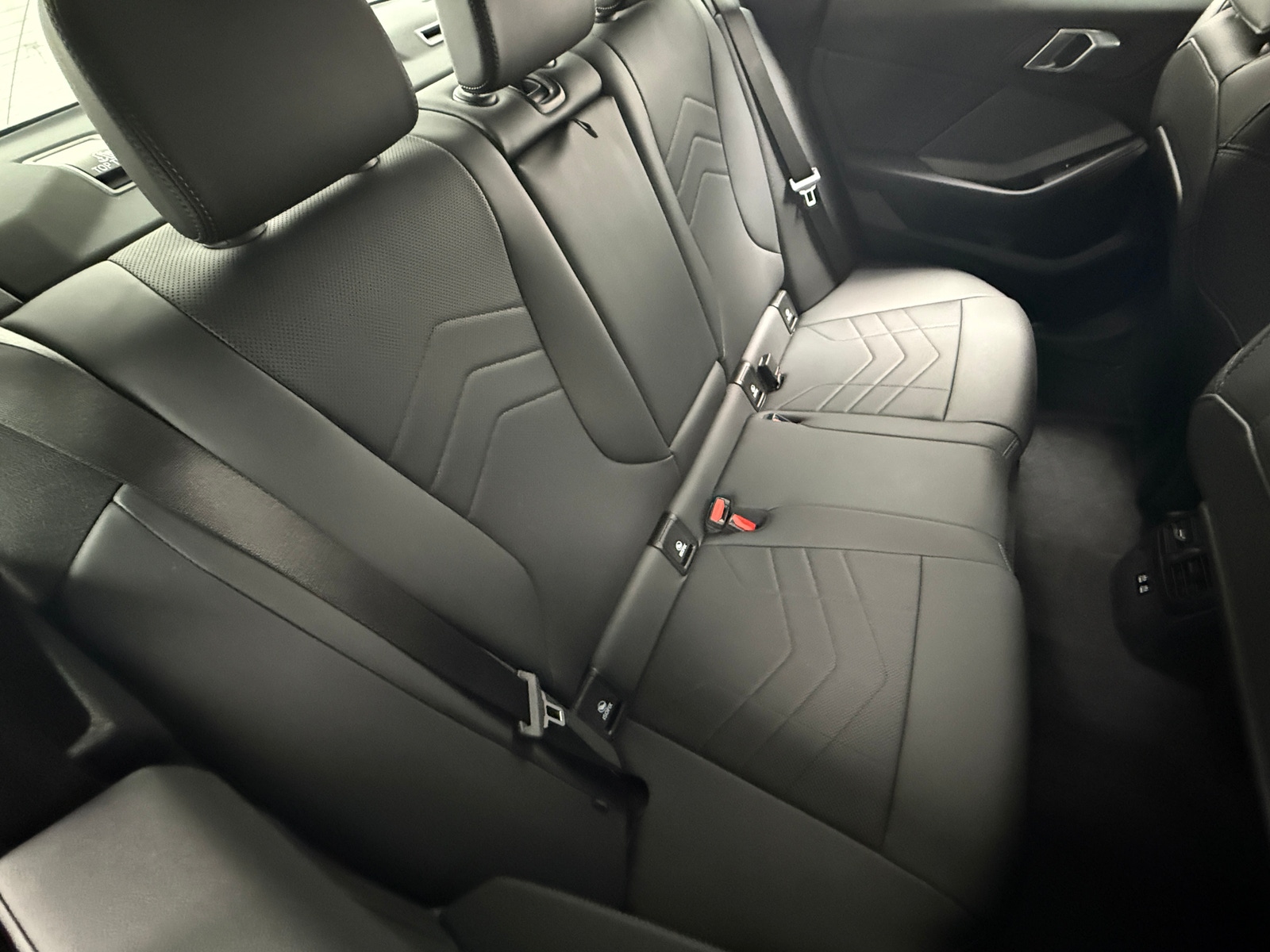 Thumbnail: 2025 BMW 2 Series - 5