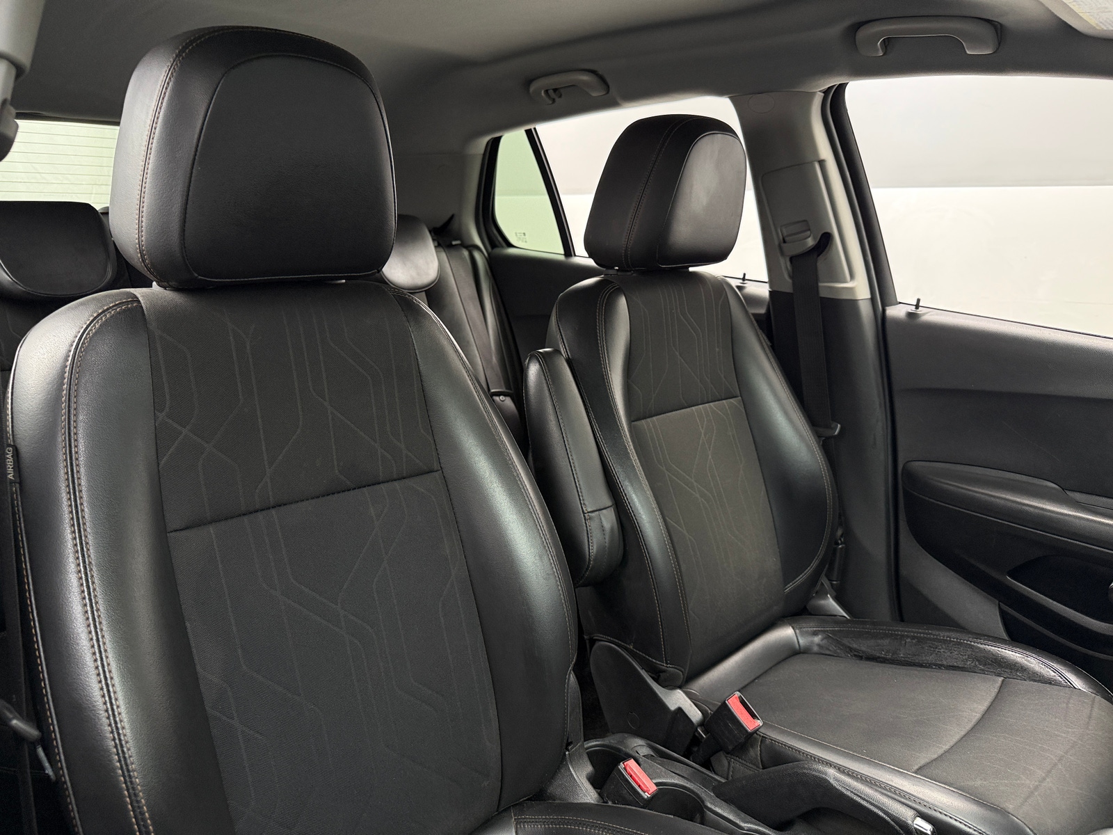 Thumbnail: 2019 Chevrolet Trax - 2