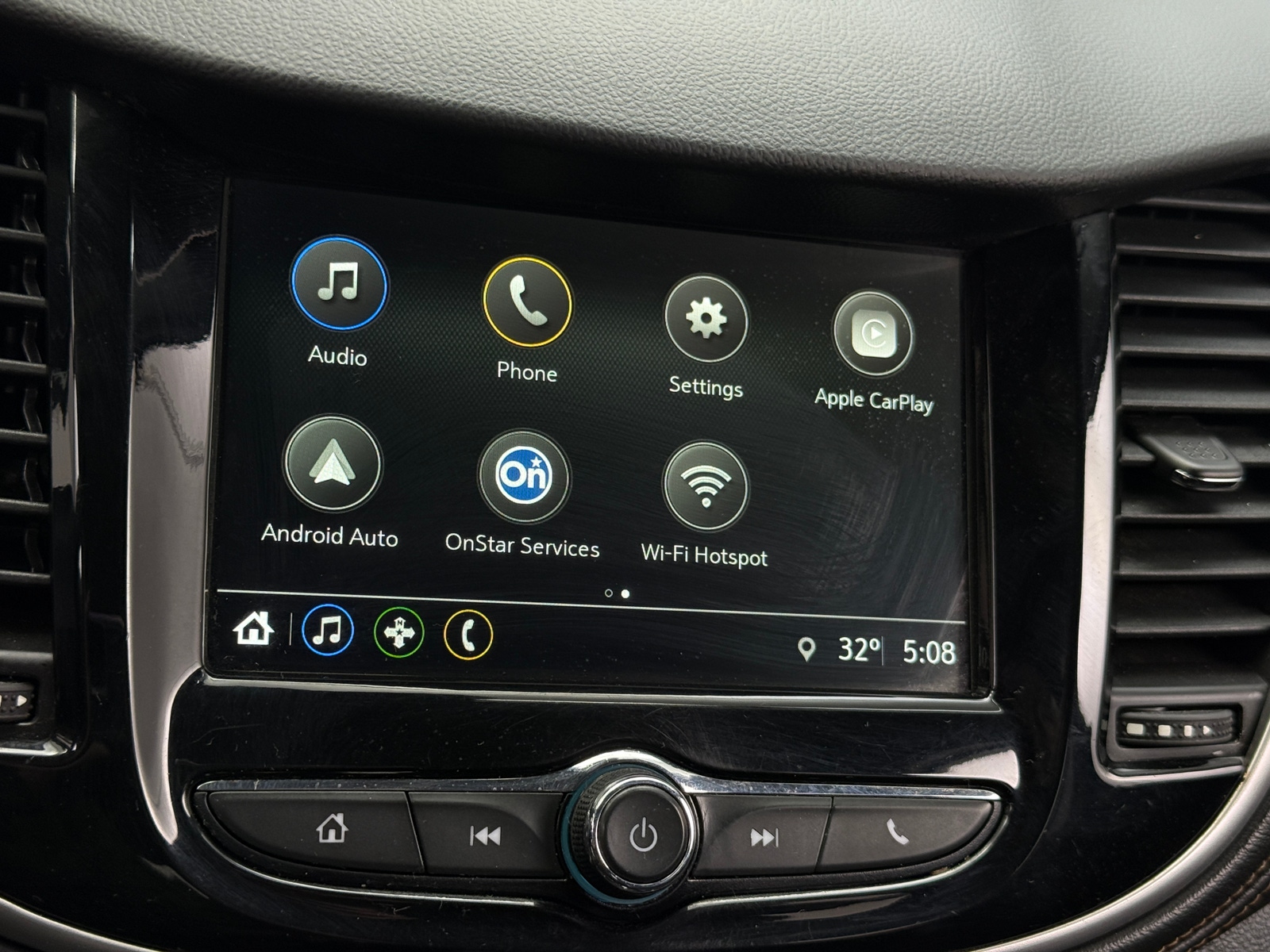 Thumbnail: 2019 Chevrolet Trax - 4