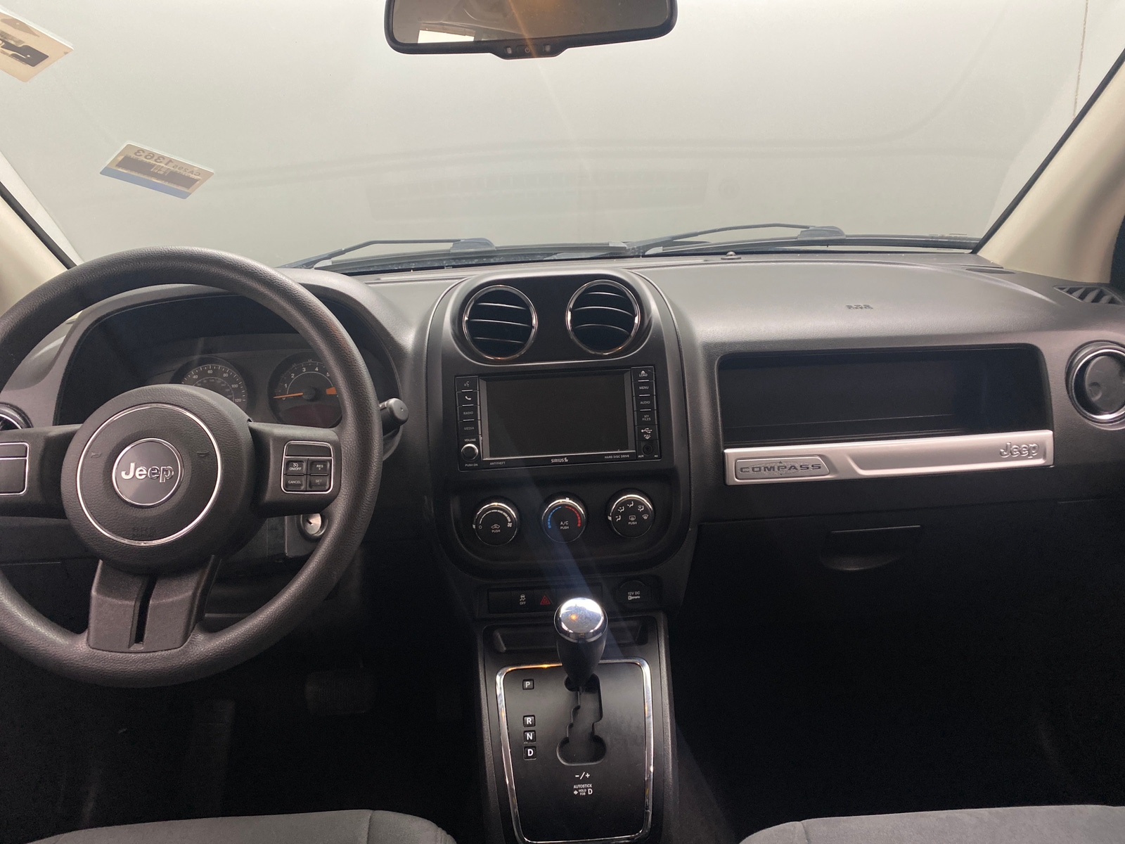 Thumbnail: 2016 Jeep Compass - 3