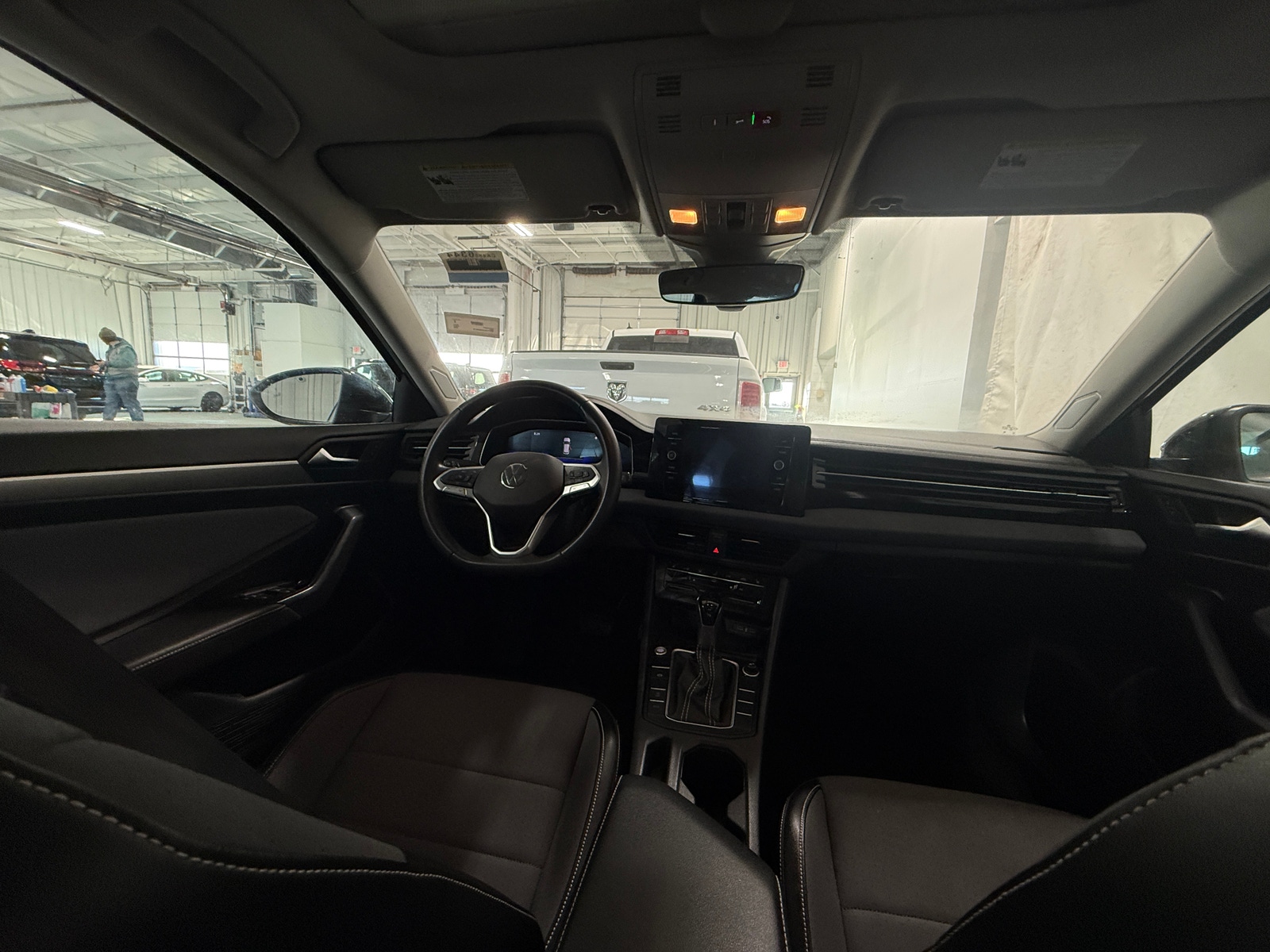 Thumbnail: 2025 Volkswagen Jetta - 2