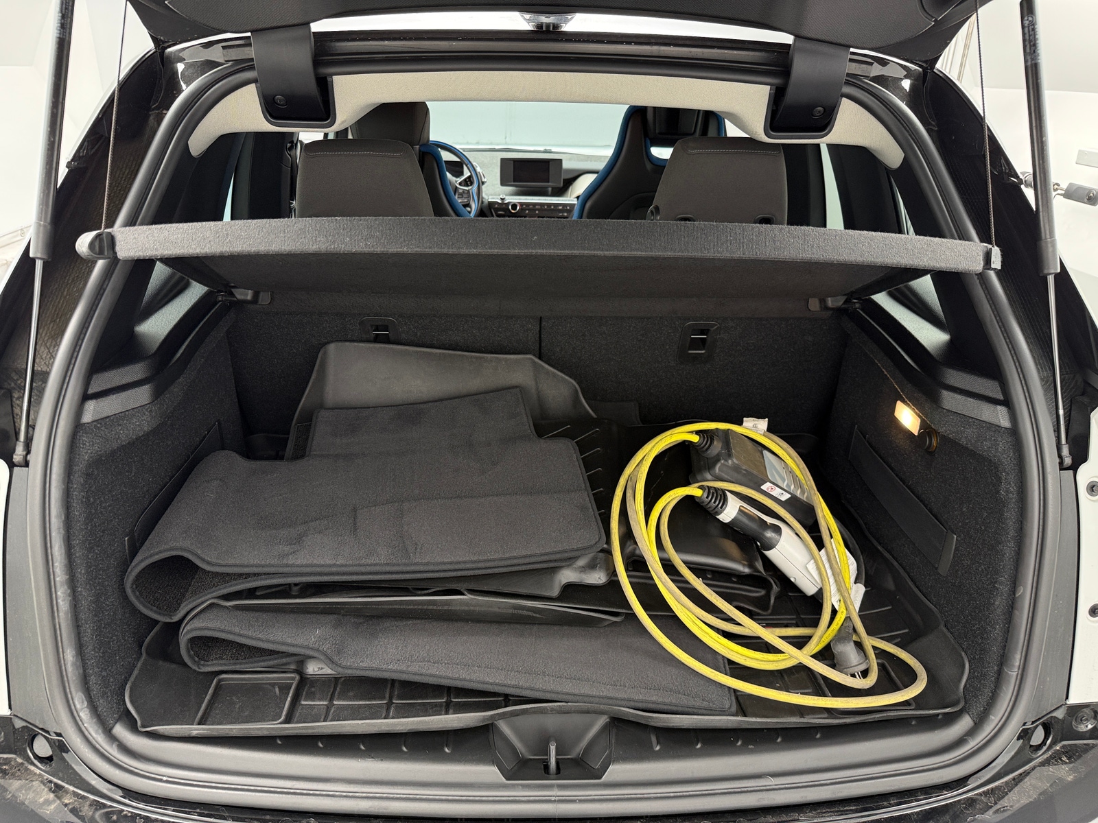 Thumbnail: 2019 BMW i3 - 7