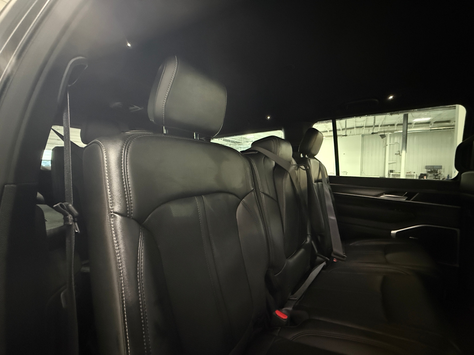 Thumbnail: 2024 Jeep Wagoneer - 5