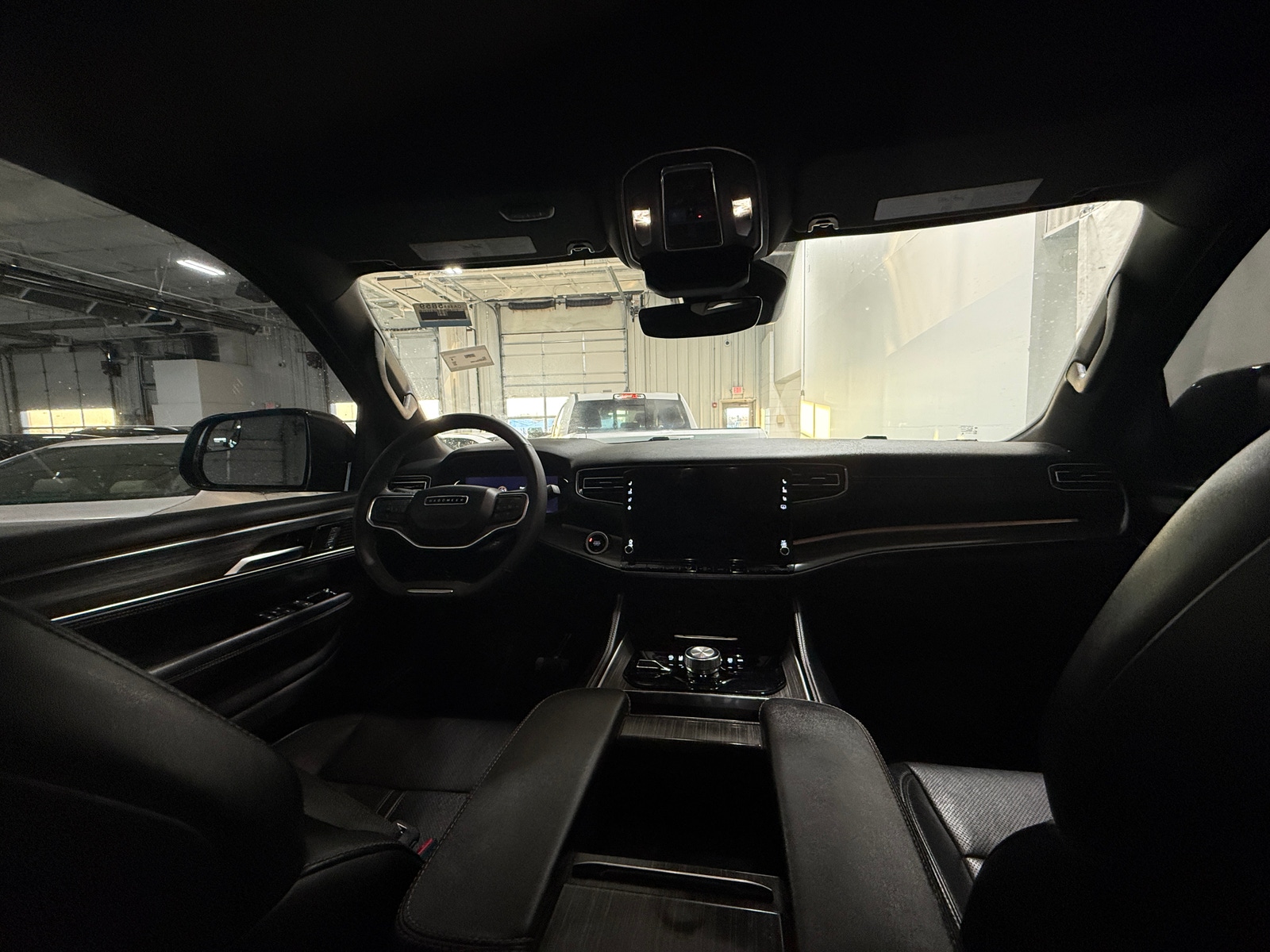 Thumbnail: 2024 Jeep Wagoneer - 2