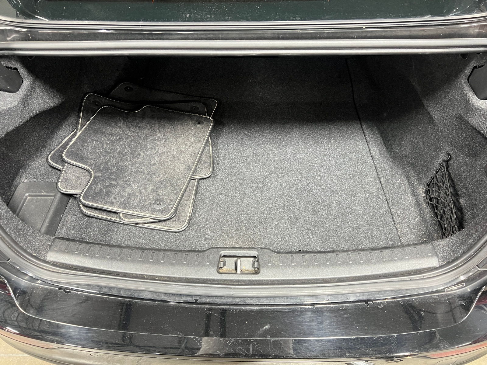 Thumbnail: 2019 Volvo S60 - 6