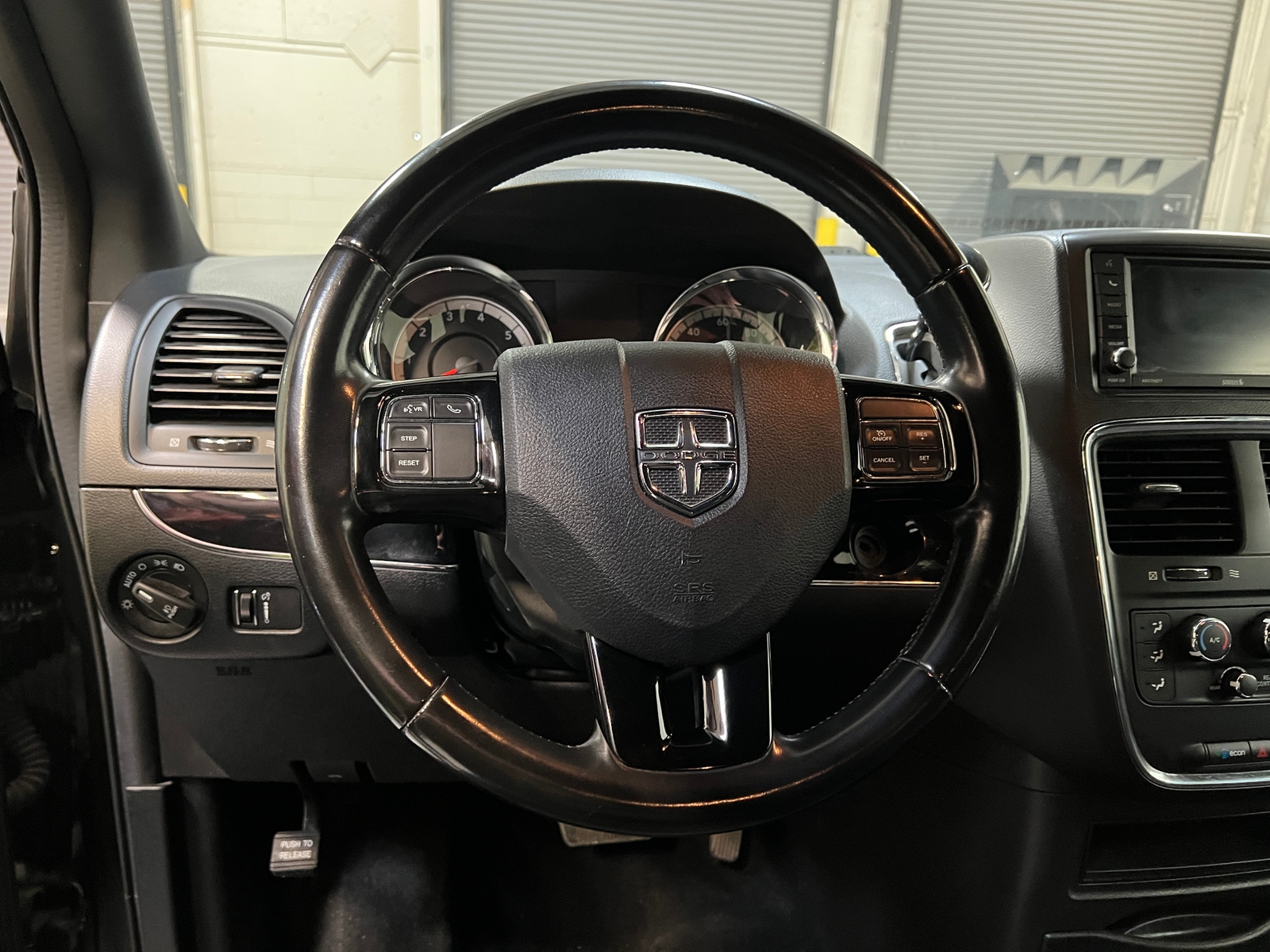 Thumbnail: 2020 Dodge Grand Caravan - 5