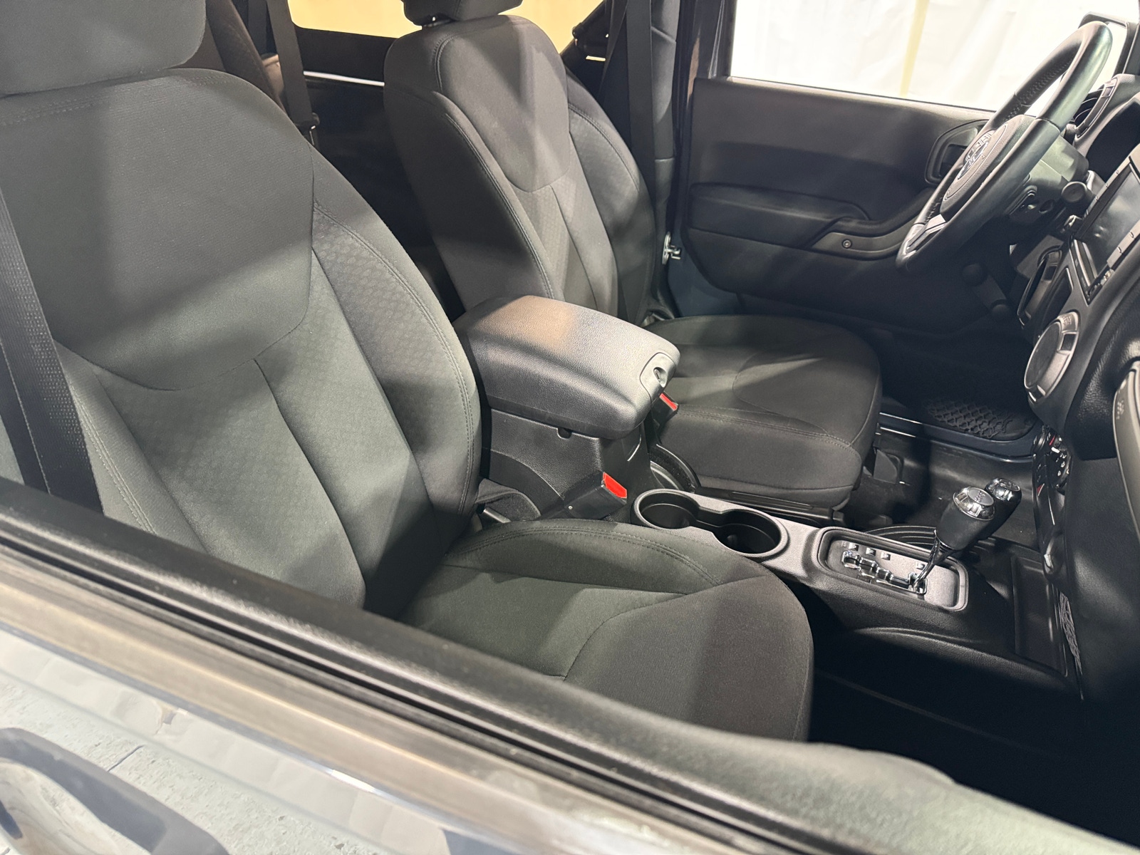 Thumbnail: 2018 Jeep Wrangler - 2