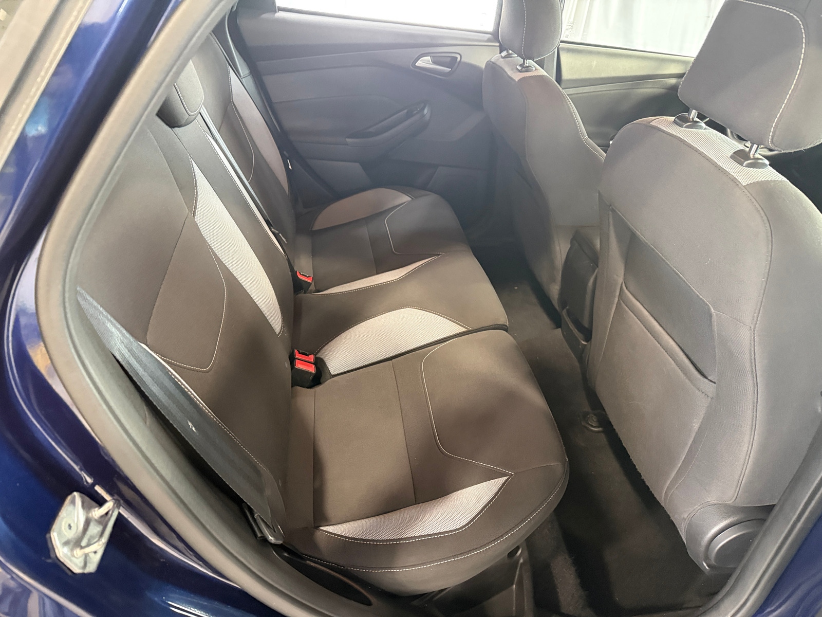 Thumbnail: 2017 Ford Focus - 6