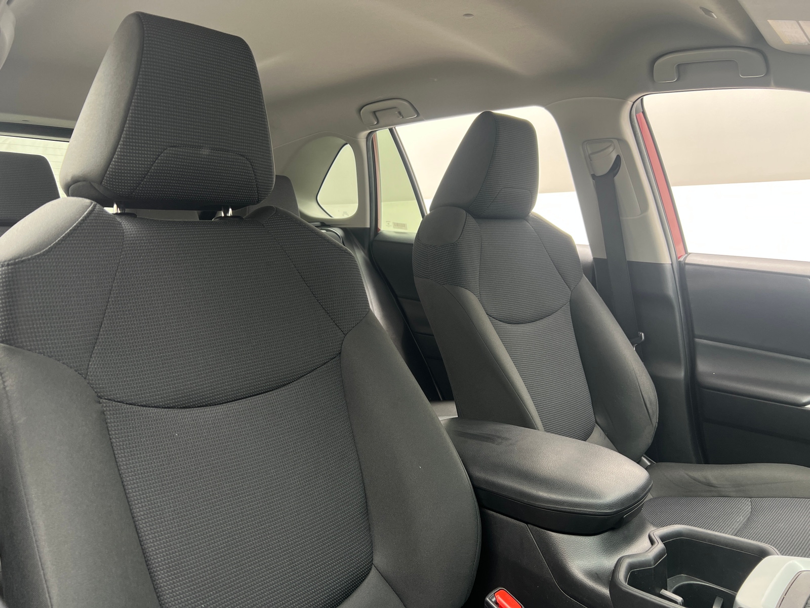 Thumbnail: 2024 Toyota RAV4 - 2