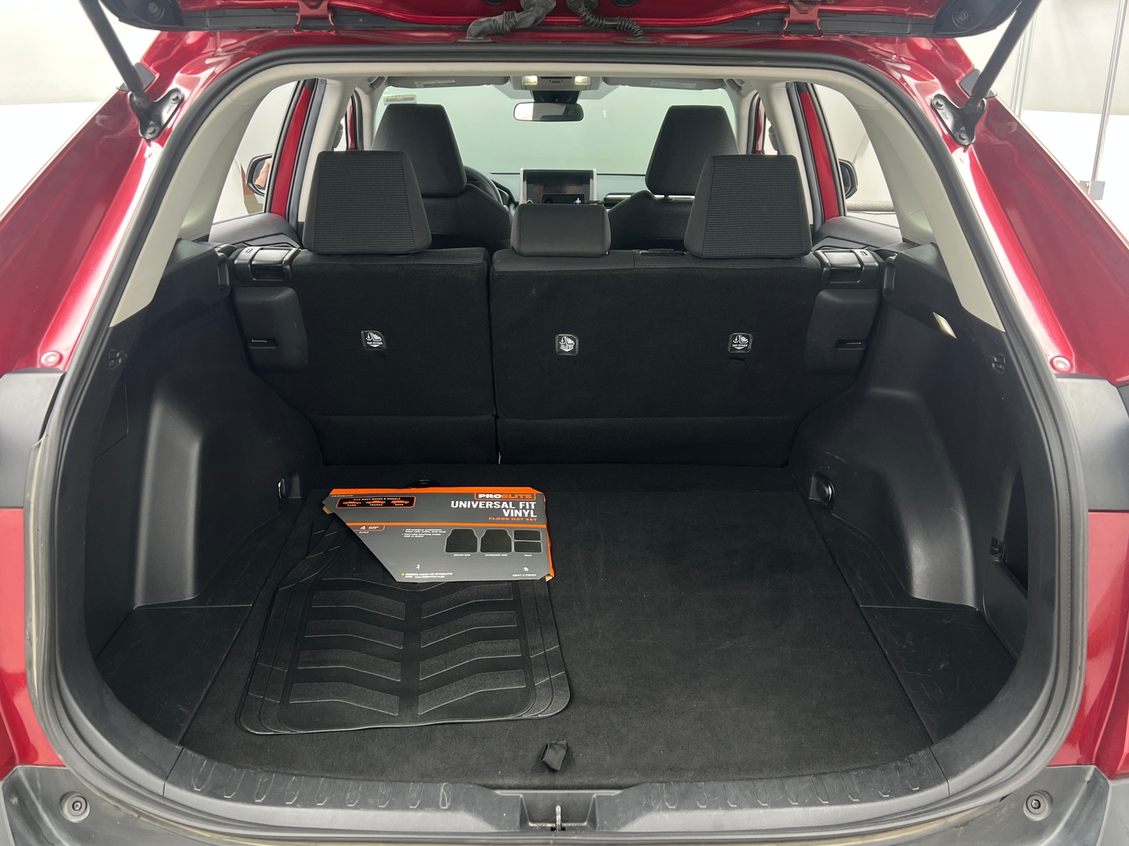 Thumbnail: 2024 Toyota RAV4 - 7