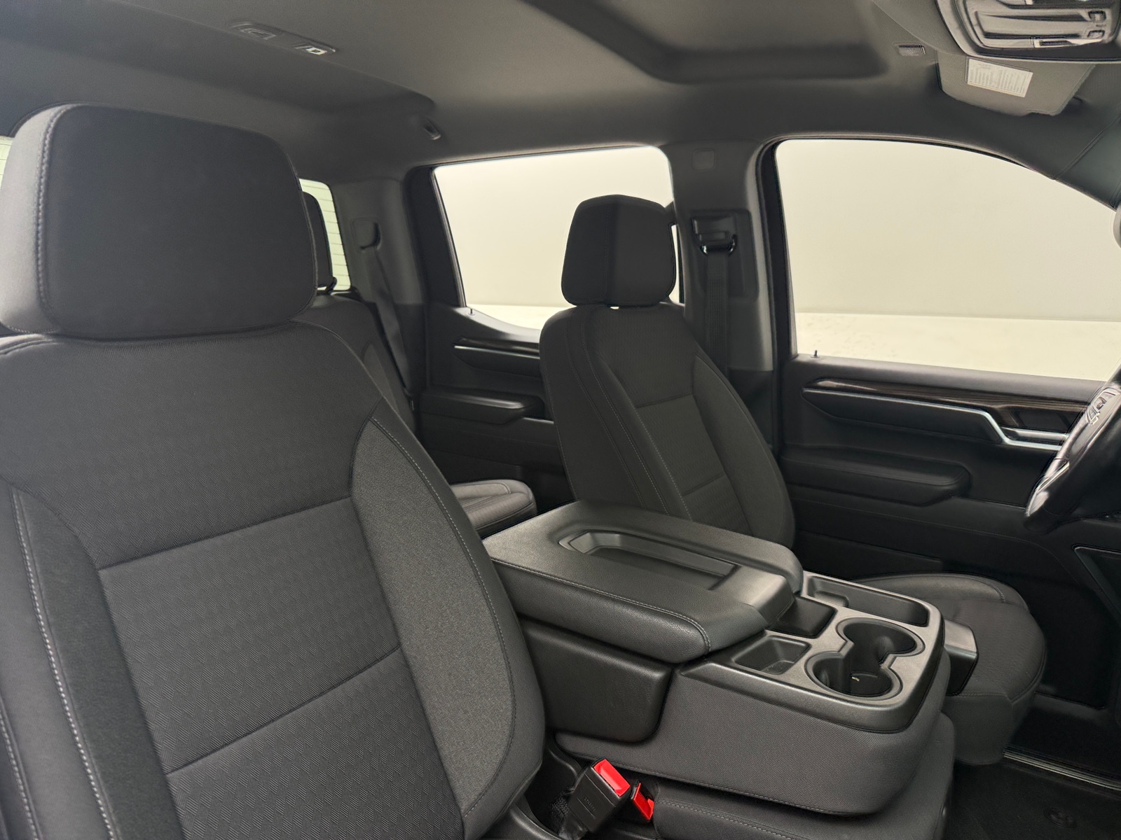 Thumbnail: 2022 Chevrolet Silverado 1500 - 2