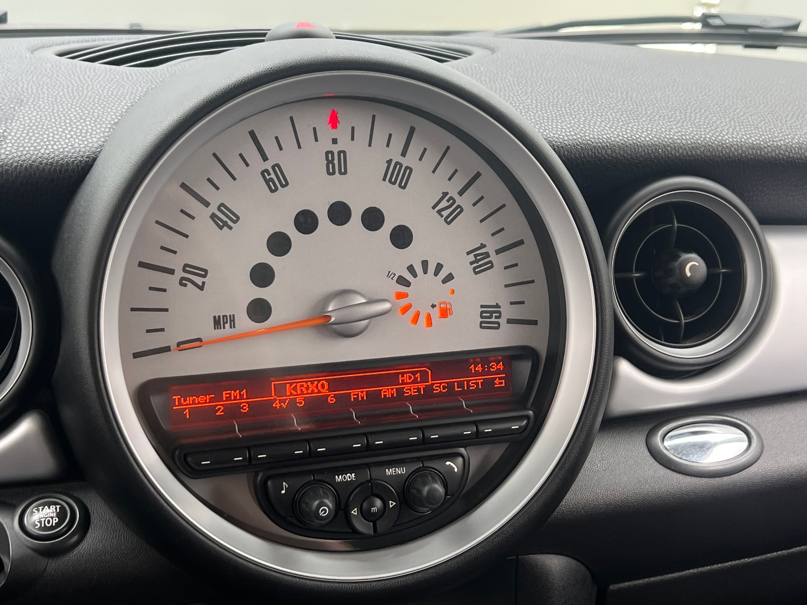 Thumbnail: 2013 MINI Cooper Hardtop - 3