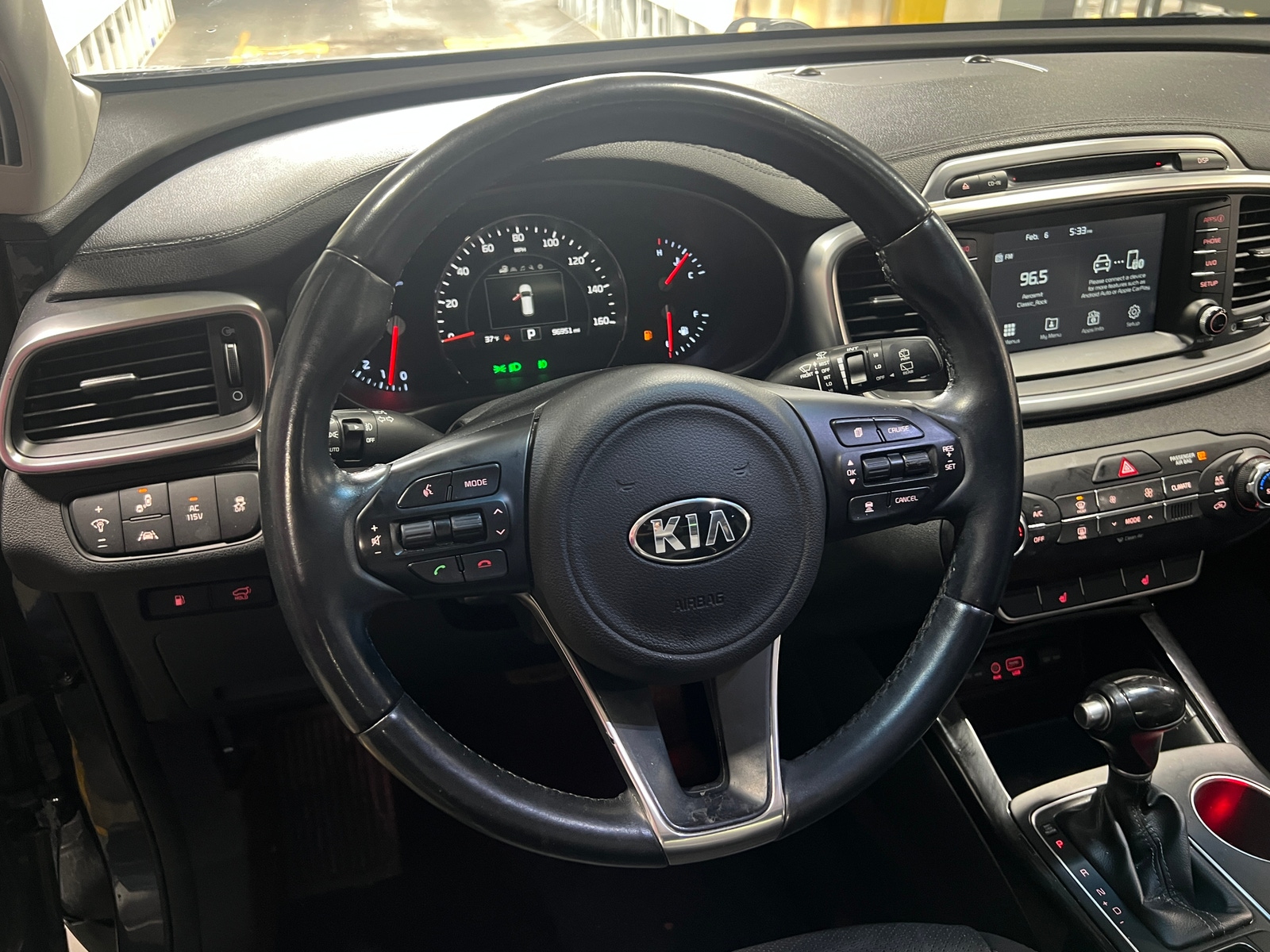 Thumbnail: 2018 Kia Sorento - 4