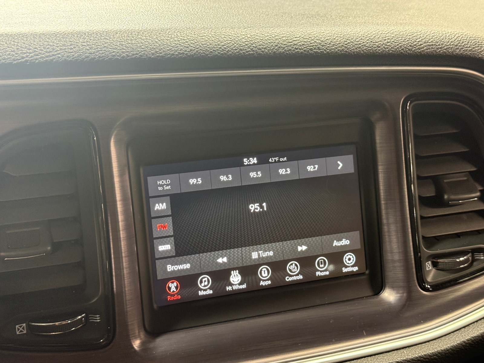 Thumbnail: 2018 Dodge Challenger - 3