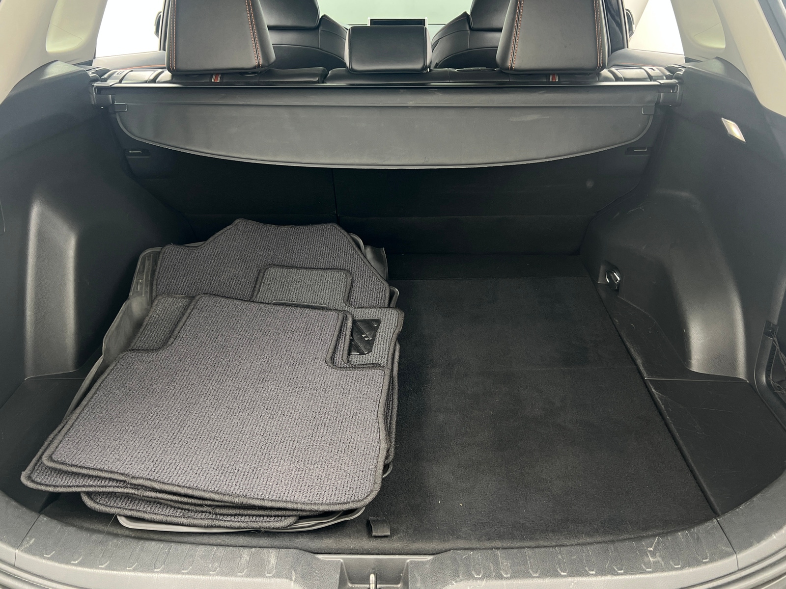 Thumbnail: 2023 Toyota RAV4 - 6