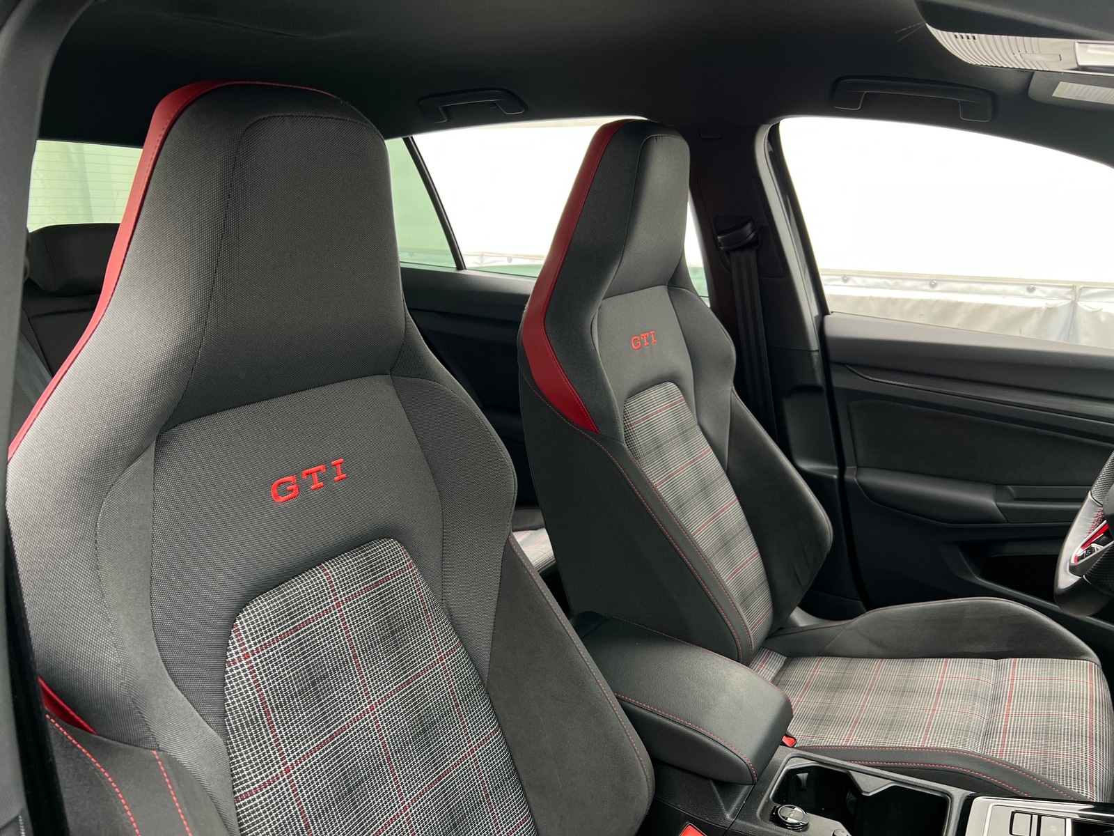 Thumbnail: 2023 Volkswagen Golf - 2