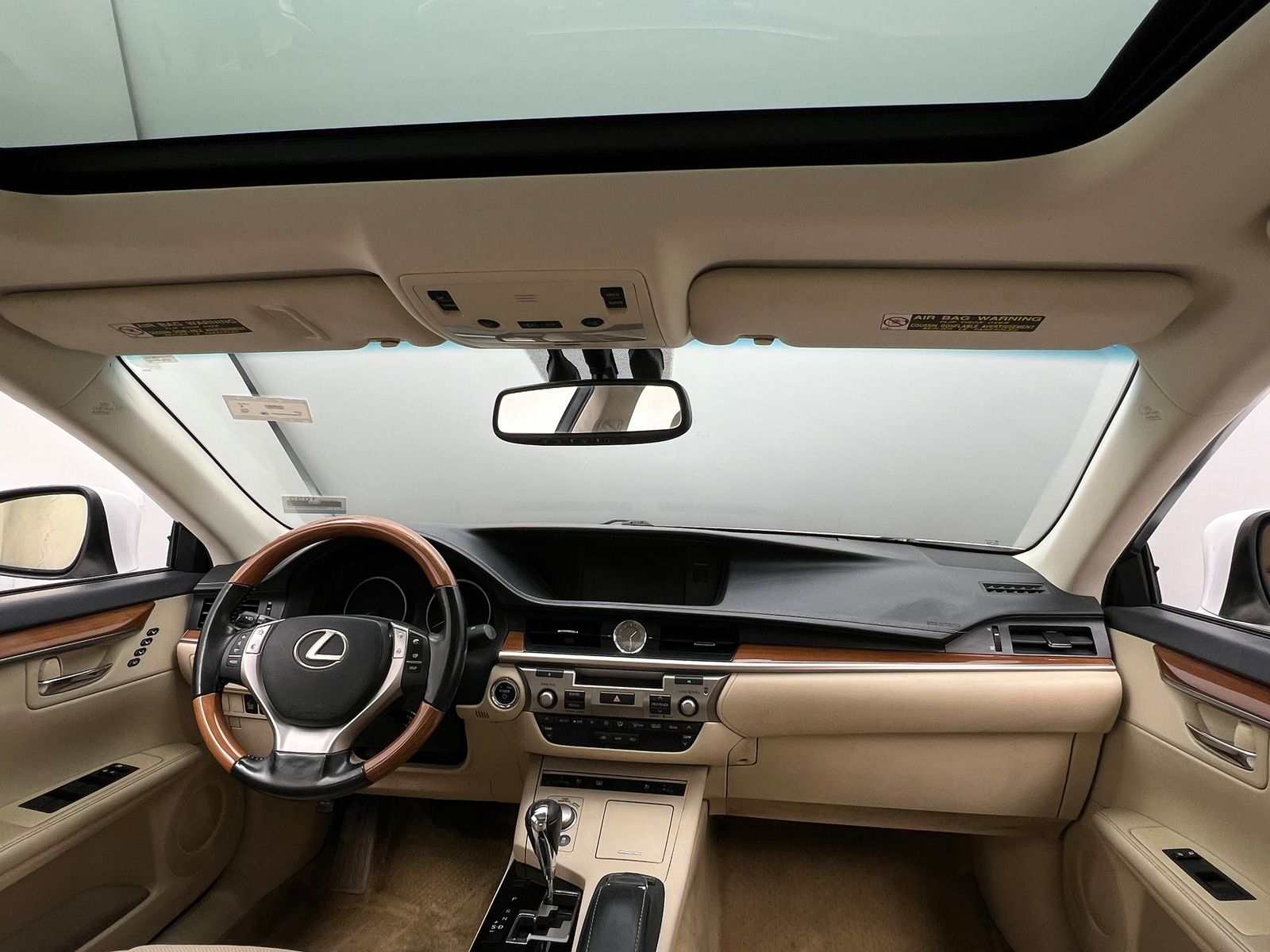 Thumbnail: 2015 Lexus ES - 2