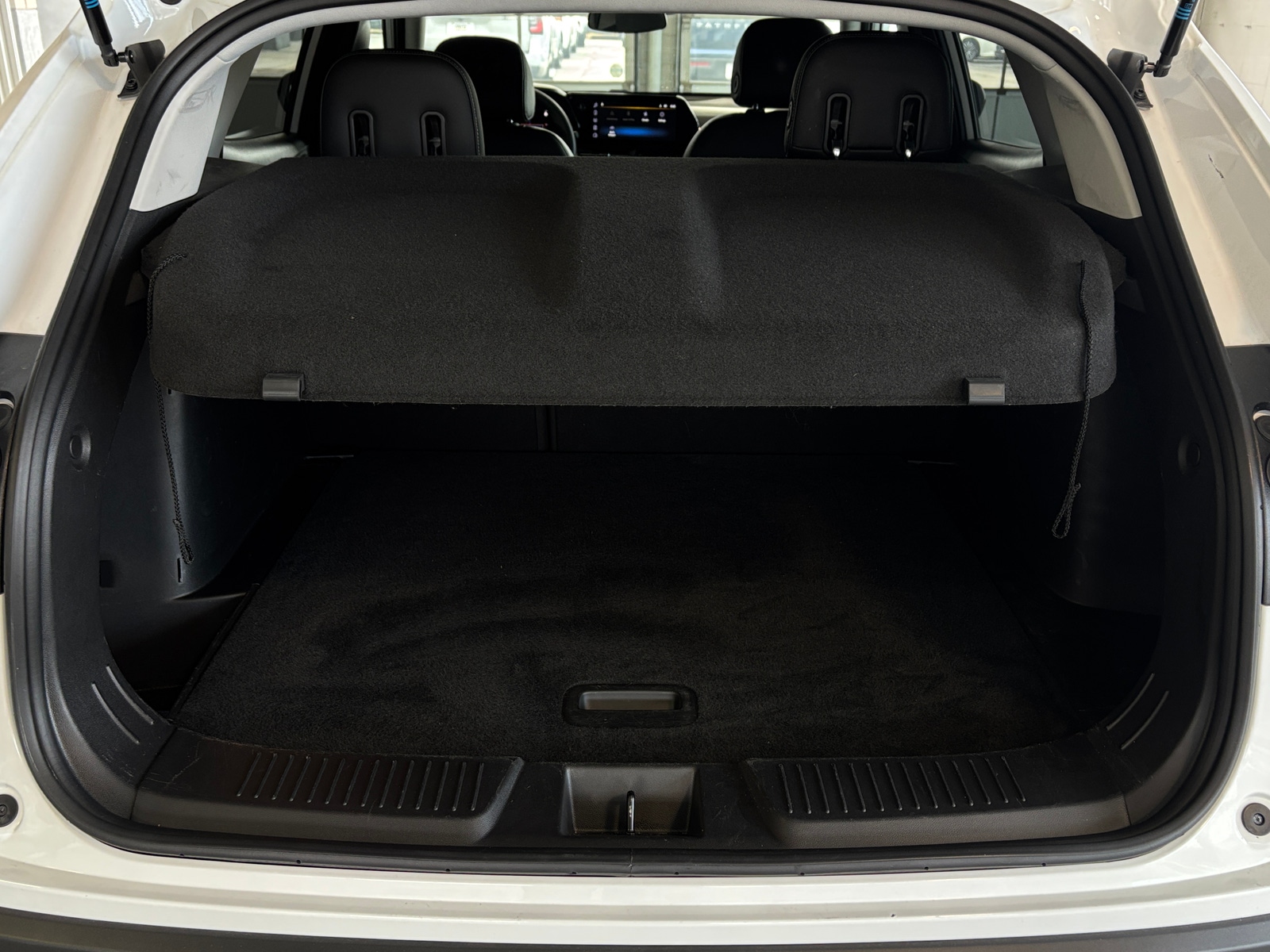 Thumbnail: 2025 Chevrolet Trax - 6