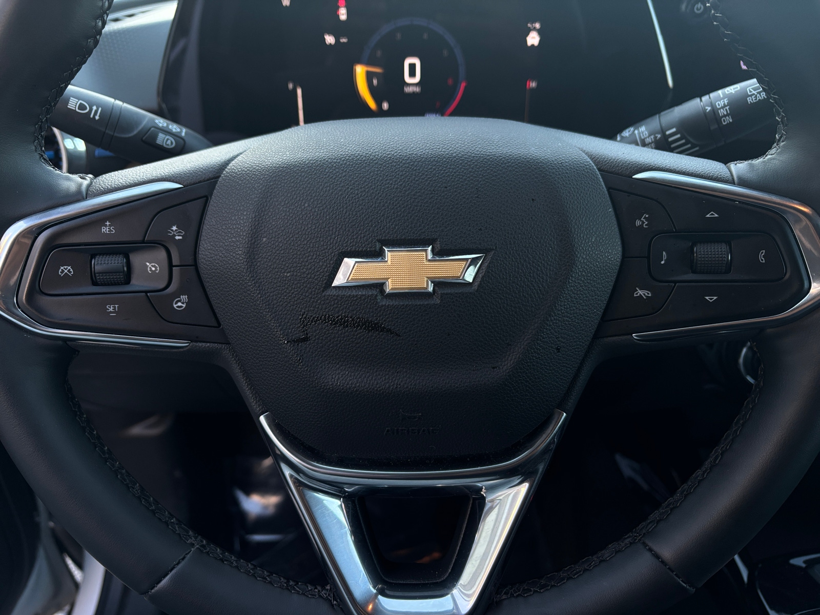 Thumbnail: 2025 Chevrolet Trax - 5