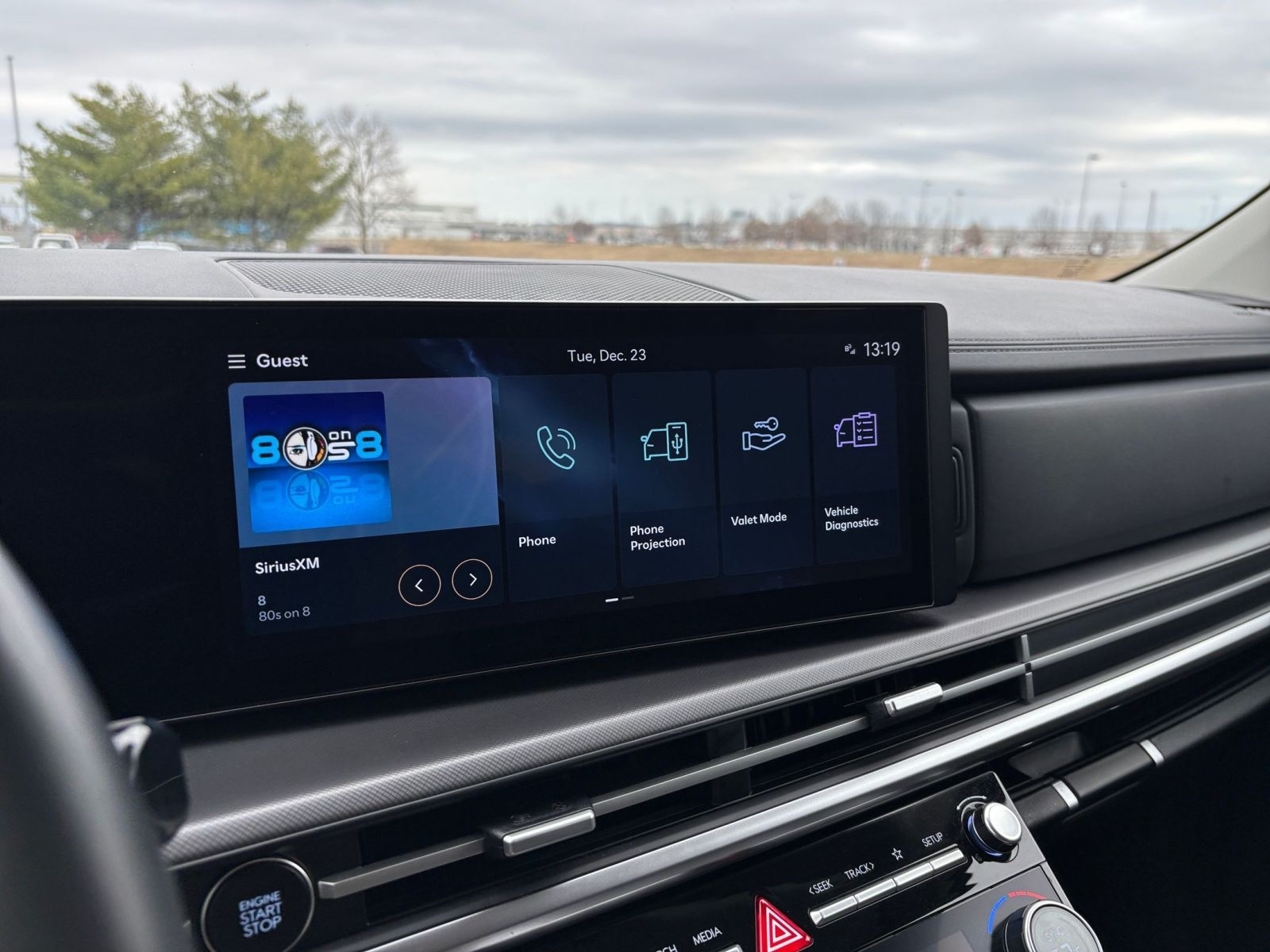 Thumbnail: 2025 Hyundai Santa Fe - 4