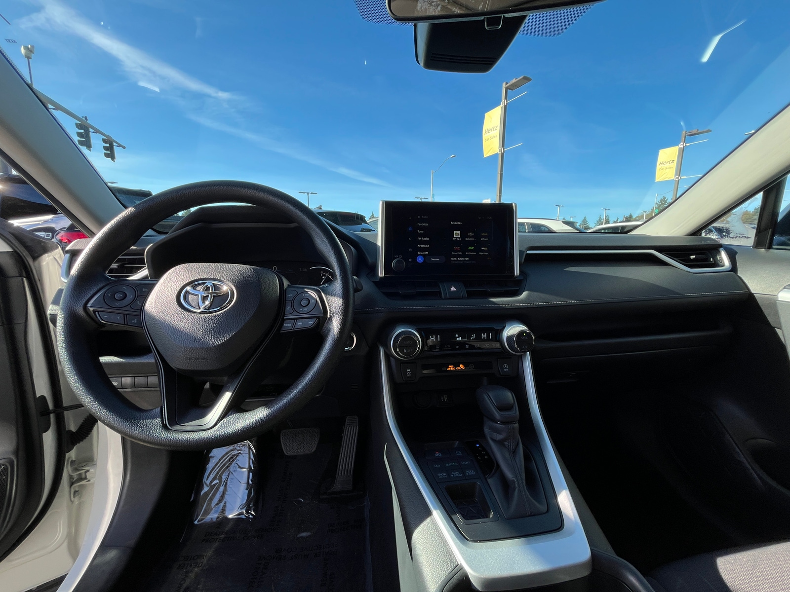 Thumbnail: 2025 Toyota RAV4 - 3