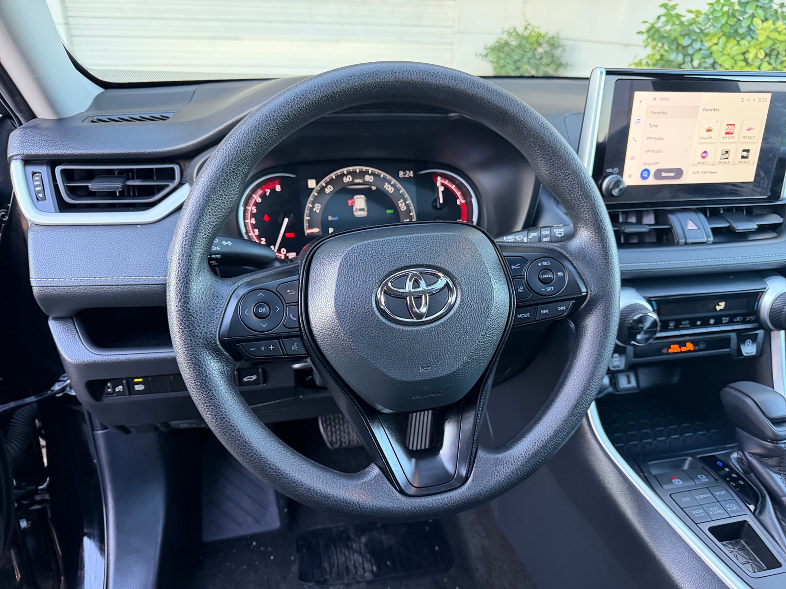 Thumbnail: 2025 Toyota RAV4 - 5