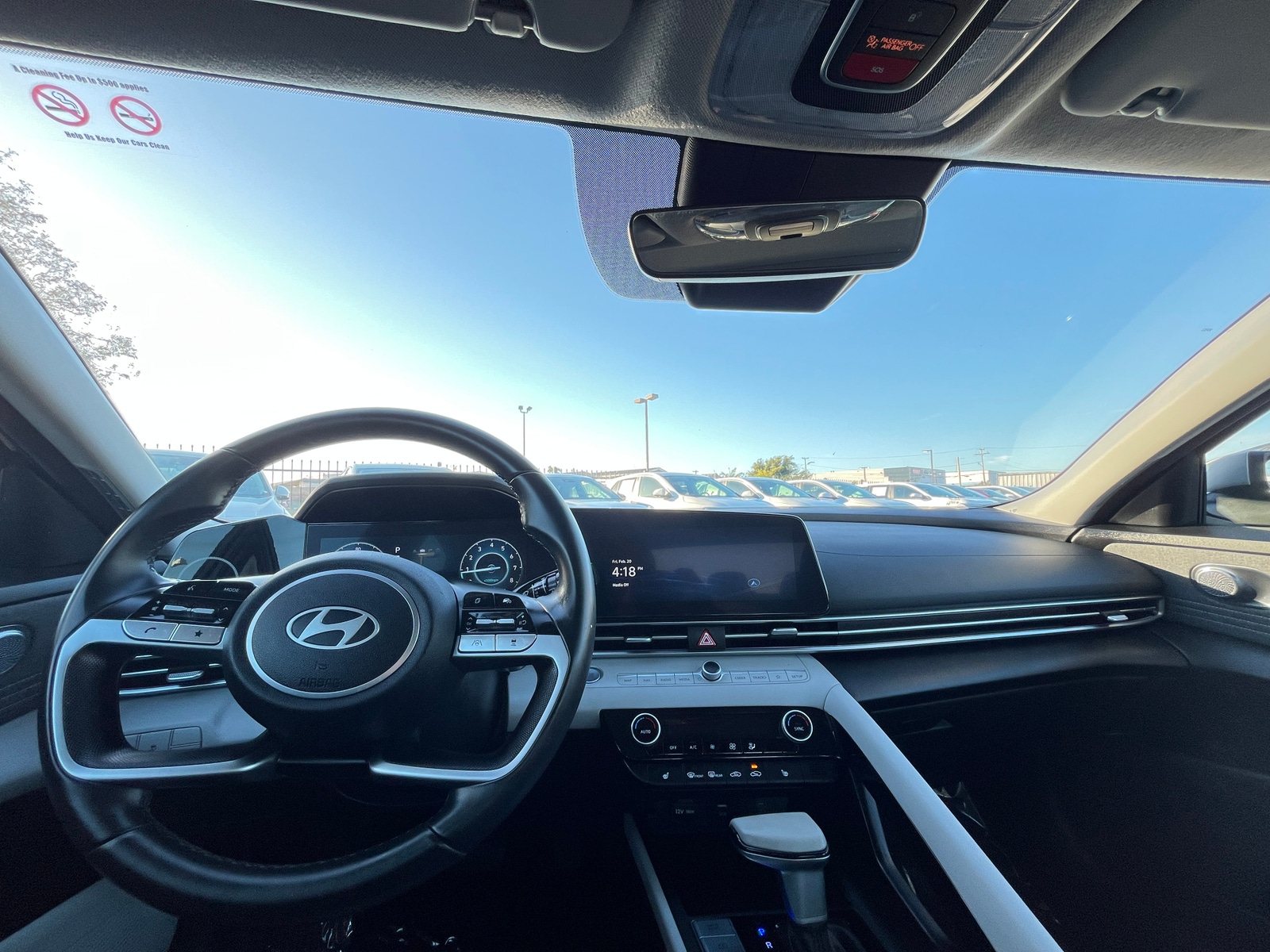 Thumbnail: 2025 Hyundai Elantra - 3