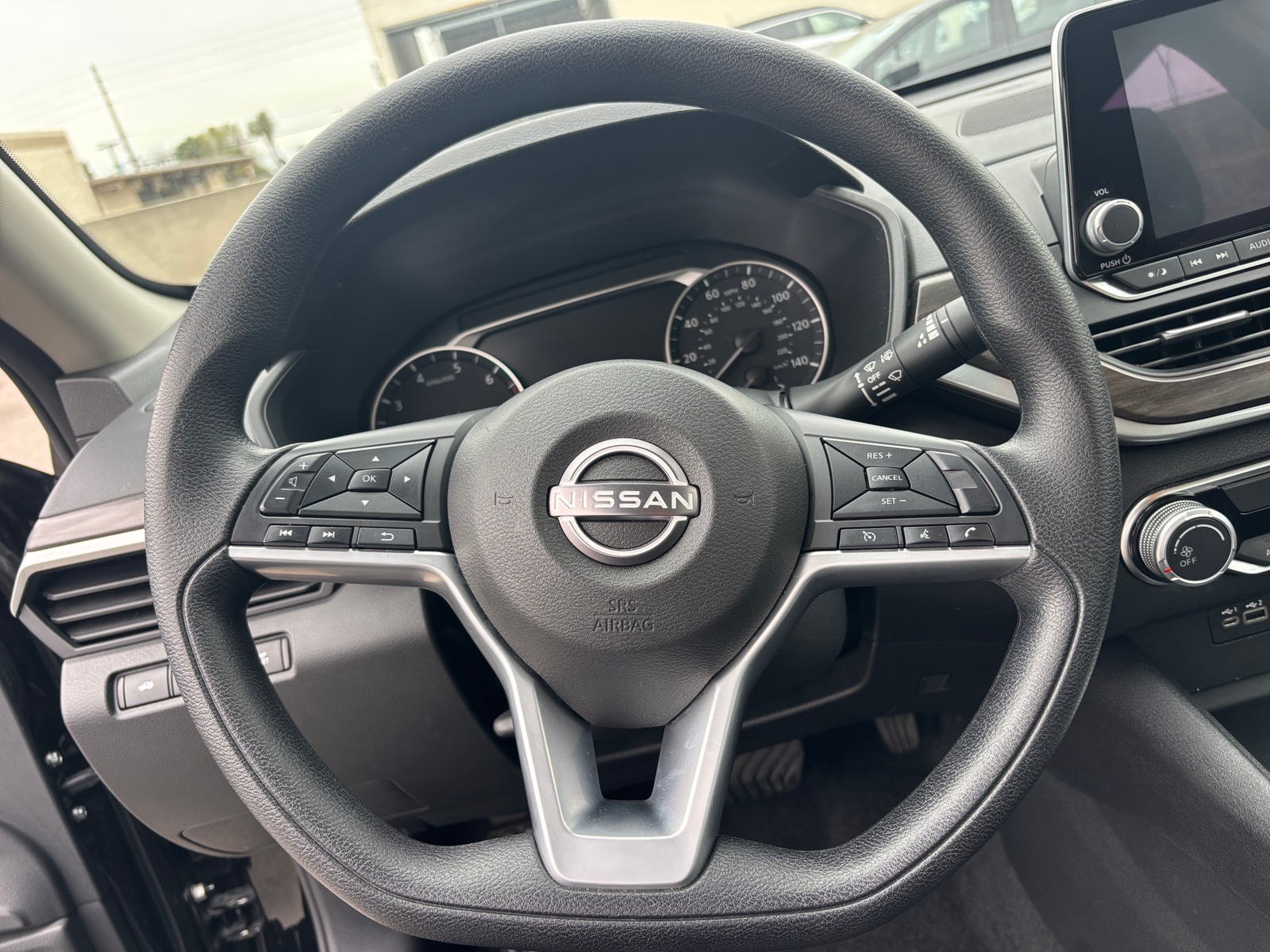 Thumbnail: 2025 Nissan Altima - 5