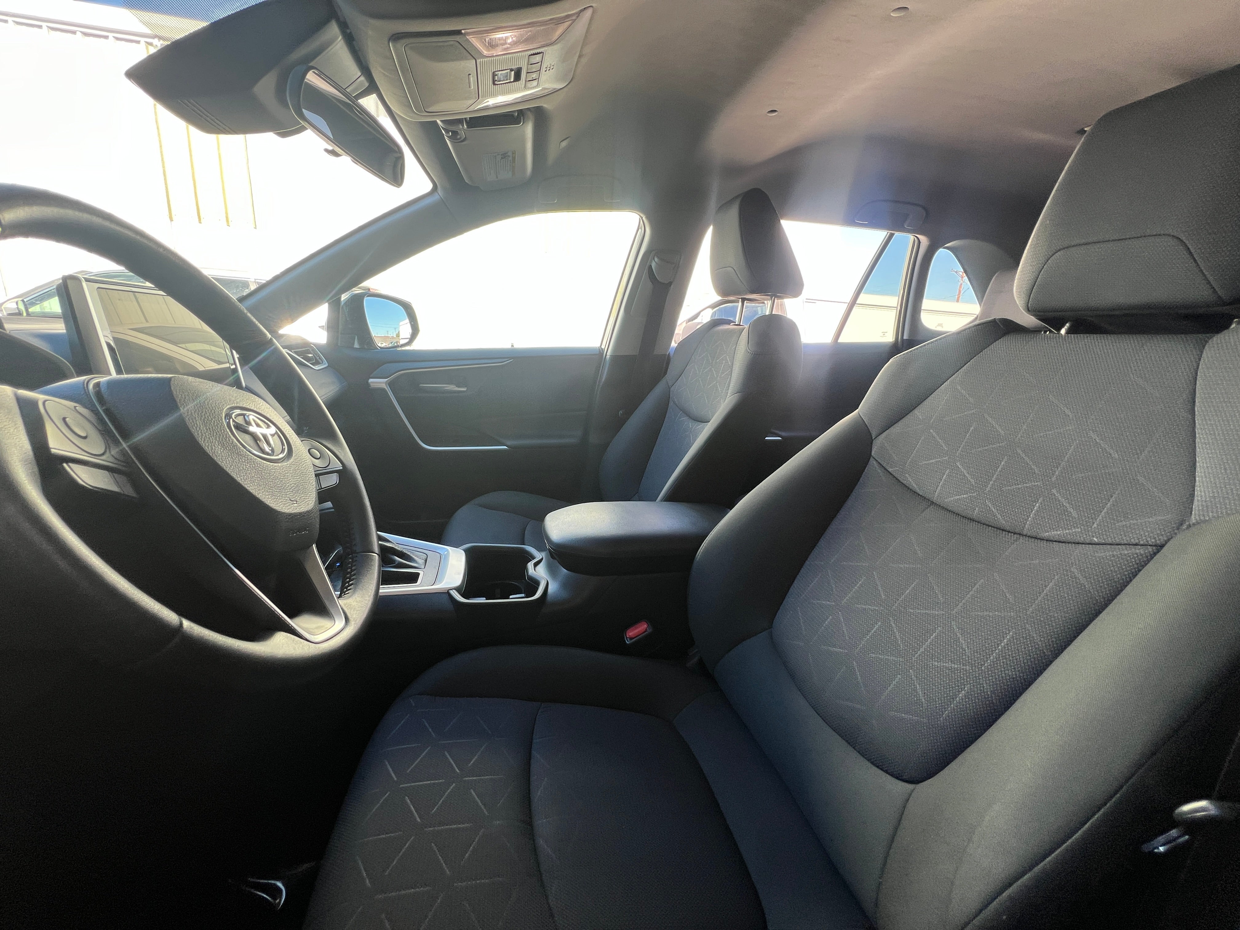 Thumbnail: 2025 Toyota RAV4 - 2