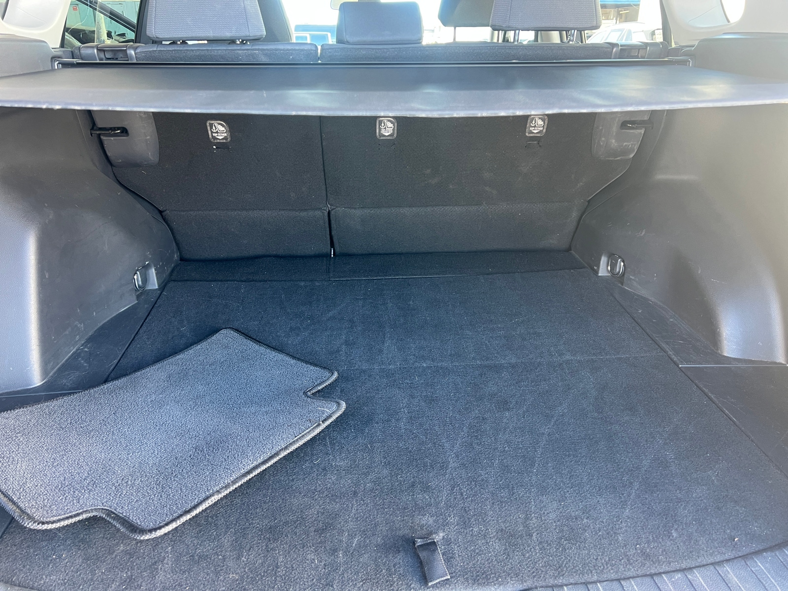 Thumbnail: 2025 Toyota RAV4 - 6