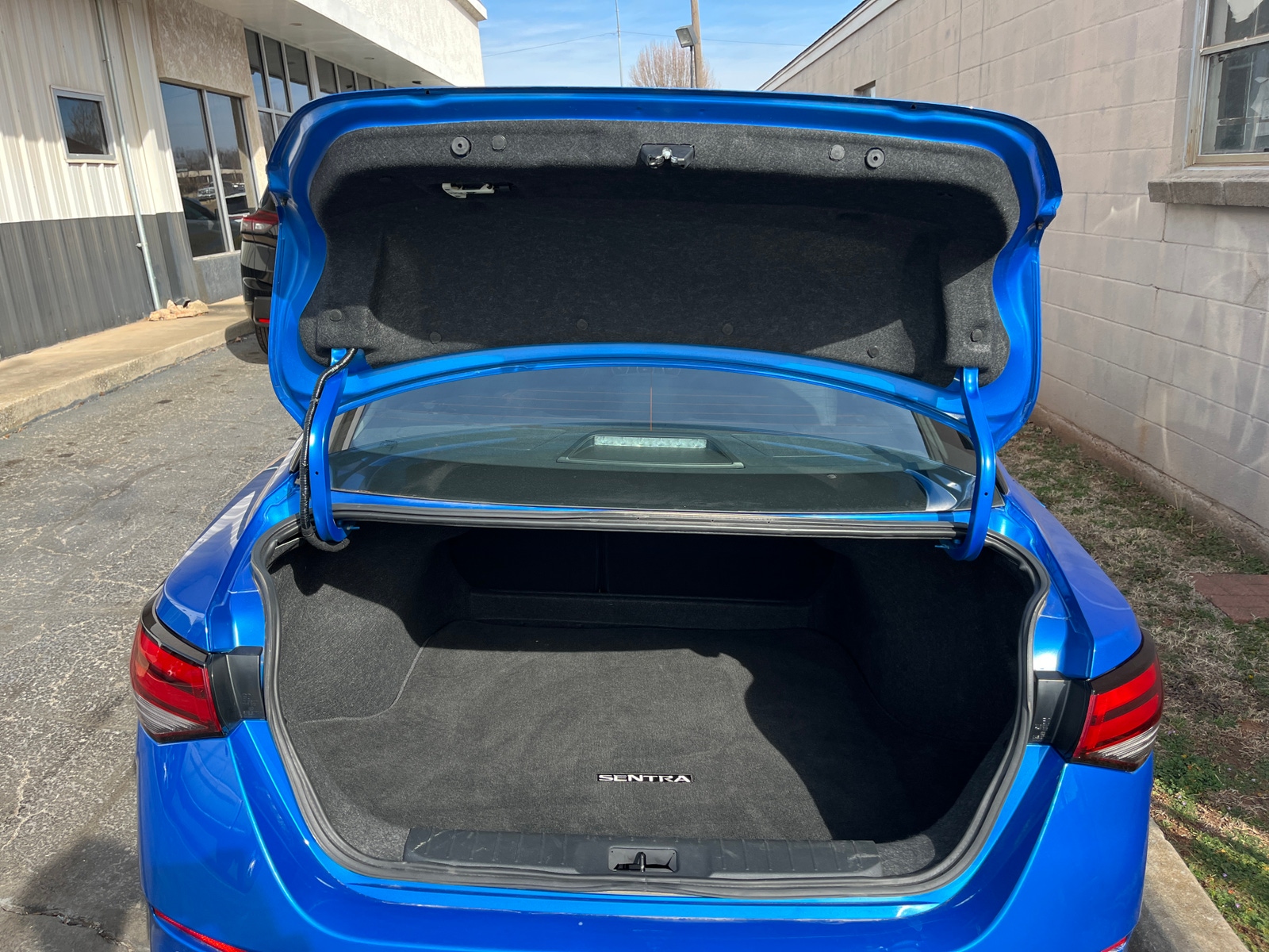 Thumbnail: 2025 Nissan Sentra - 6