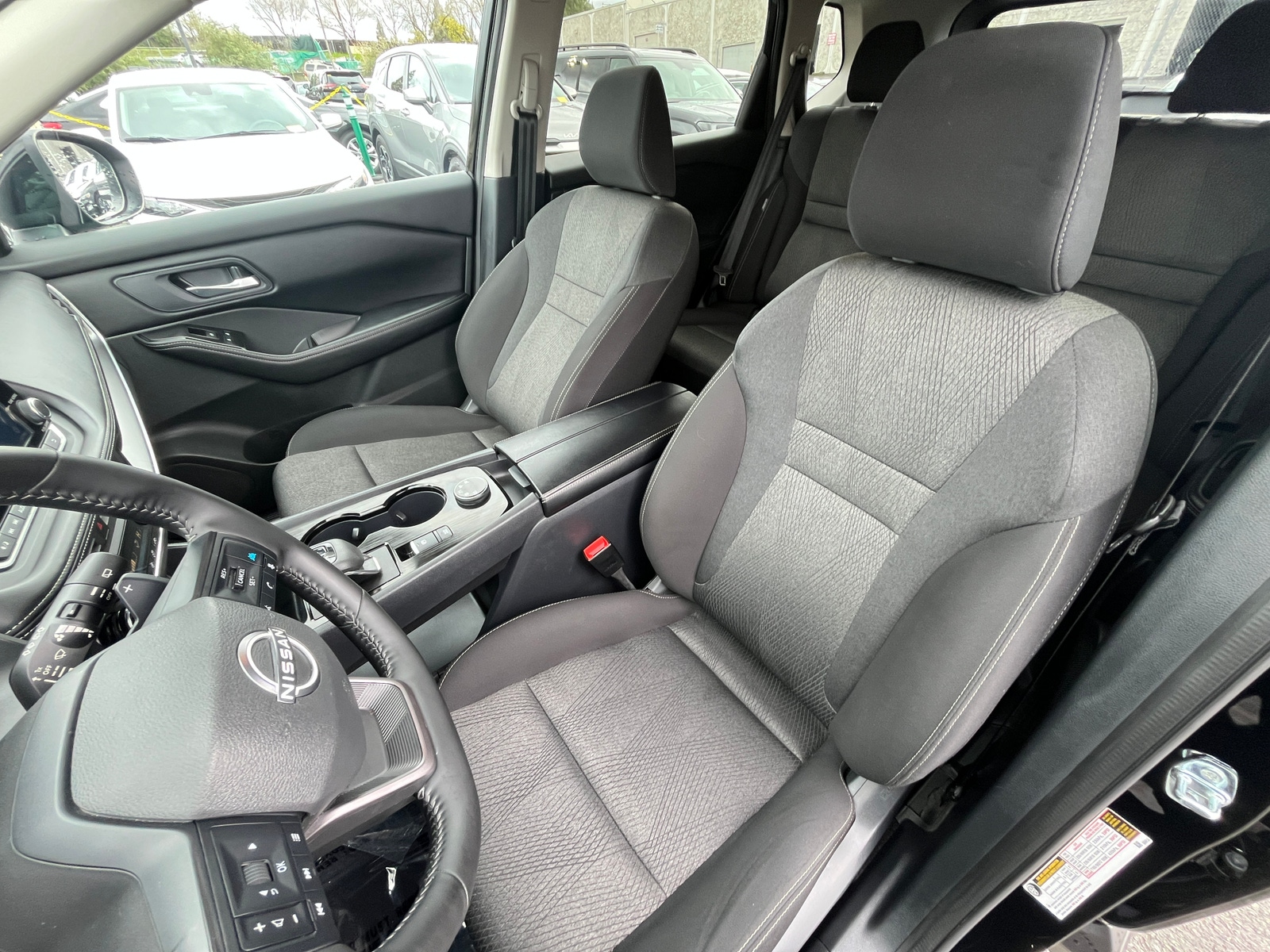 Thumbnail: 2025 Nissan Rogue - 2