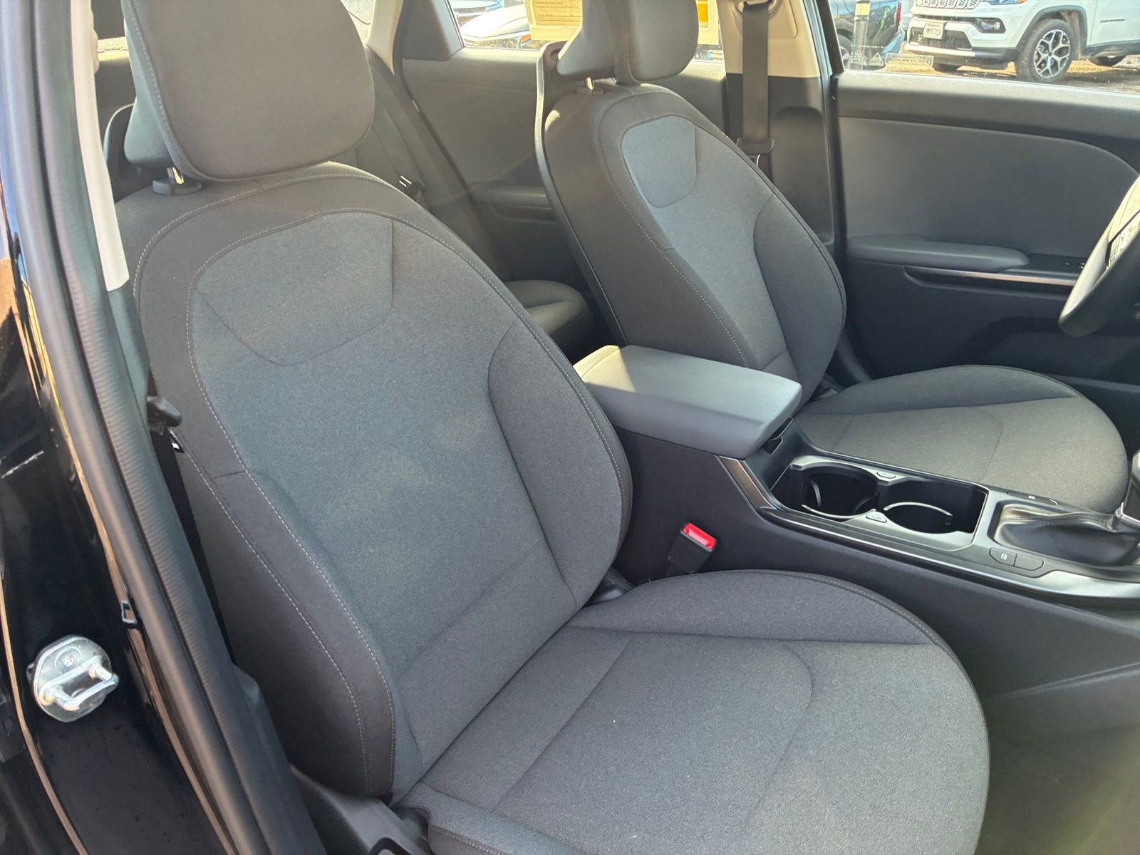 Thumbnail: 2025 Kia K4 - 2