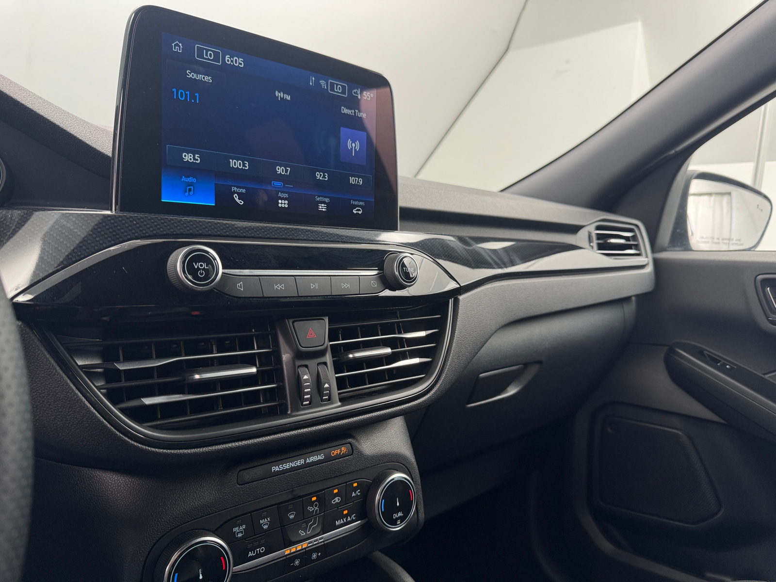 Thumbnail: 2025 Ford Escape - 4