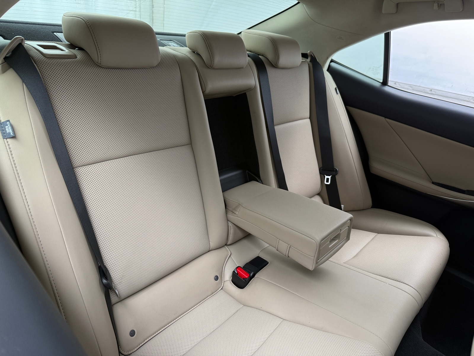 Thumbnail: 2018 Lexus IS - 5