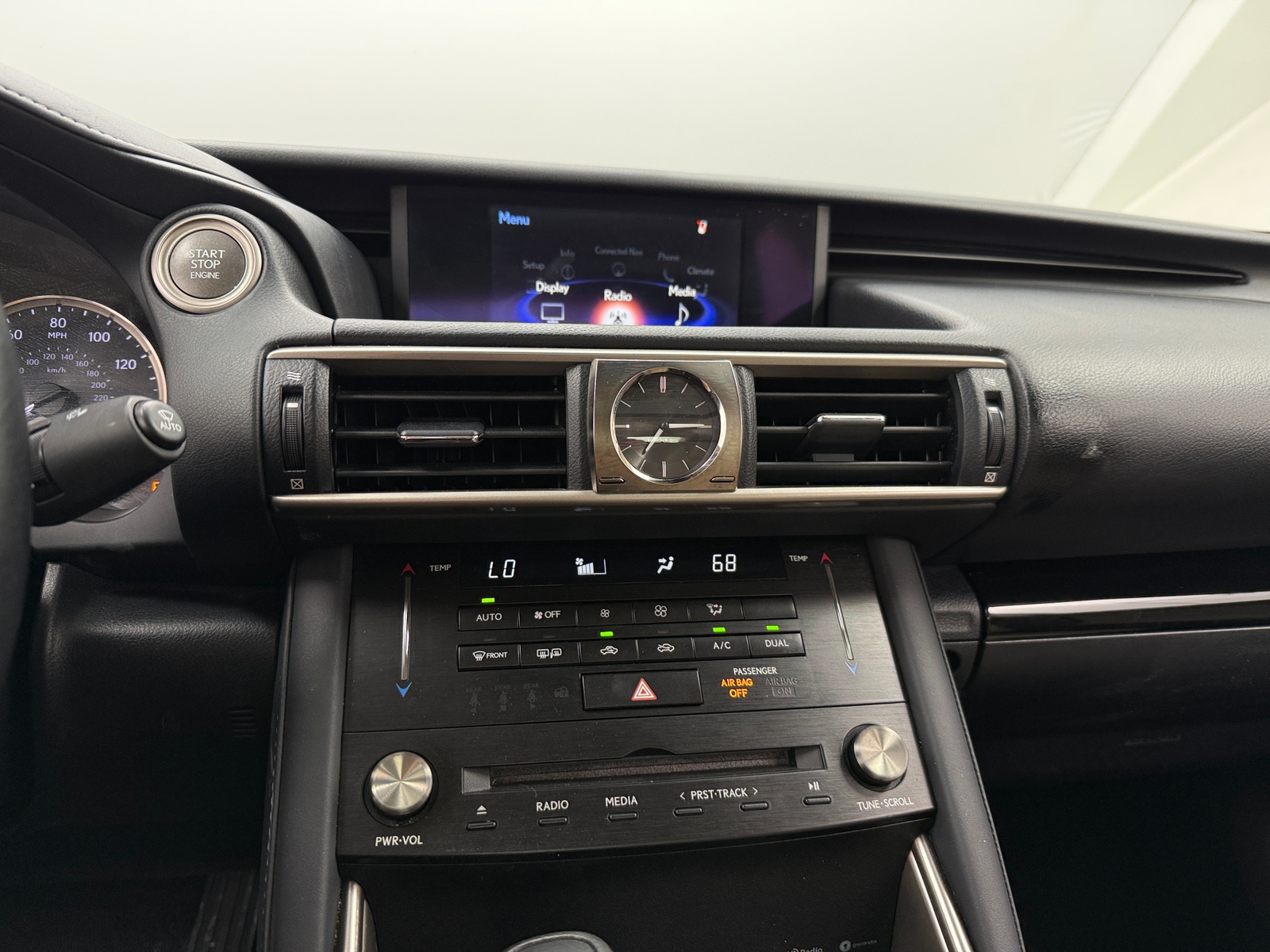 Thumbnail: 2018 Lexus IS - 3