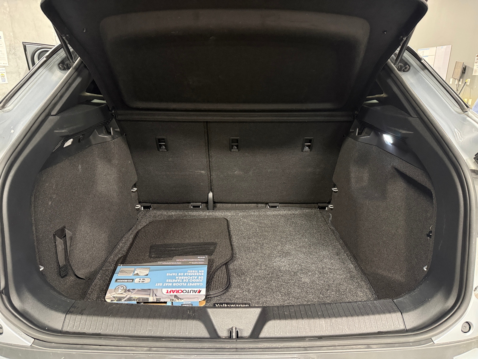 Thumbnail: 2022 Volkswagen ID.4 - 7