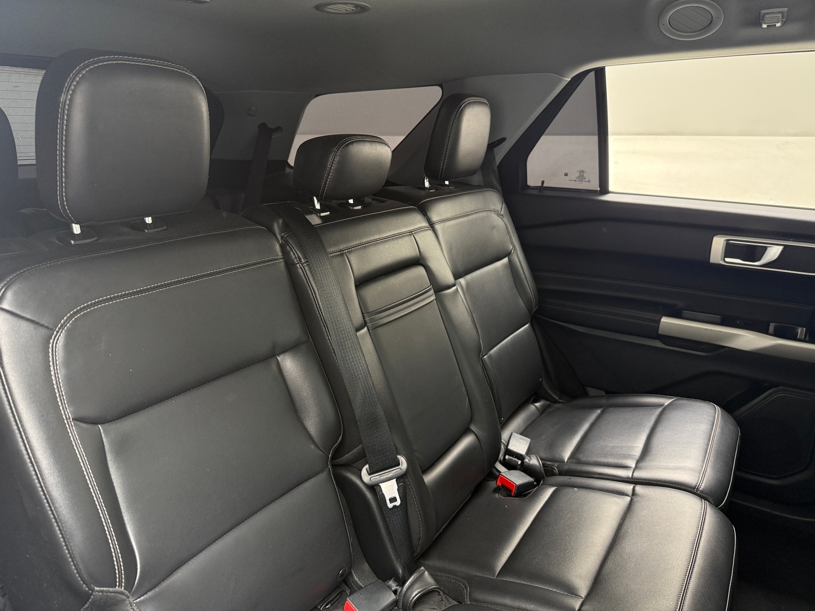 Thumbnail: 2022 Ford Explorer - 5