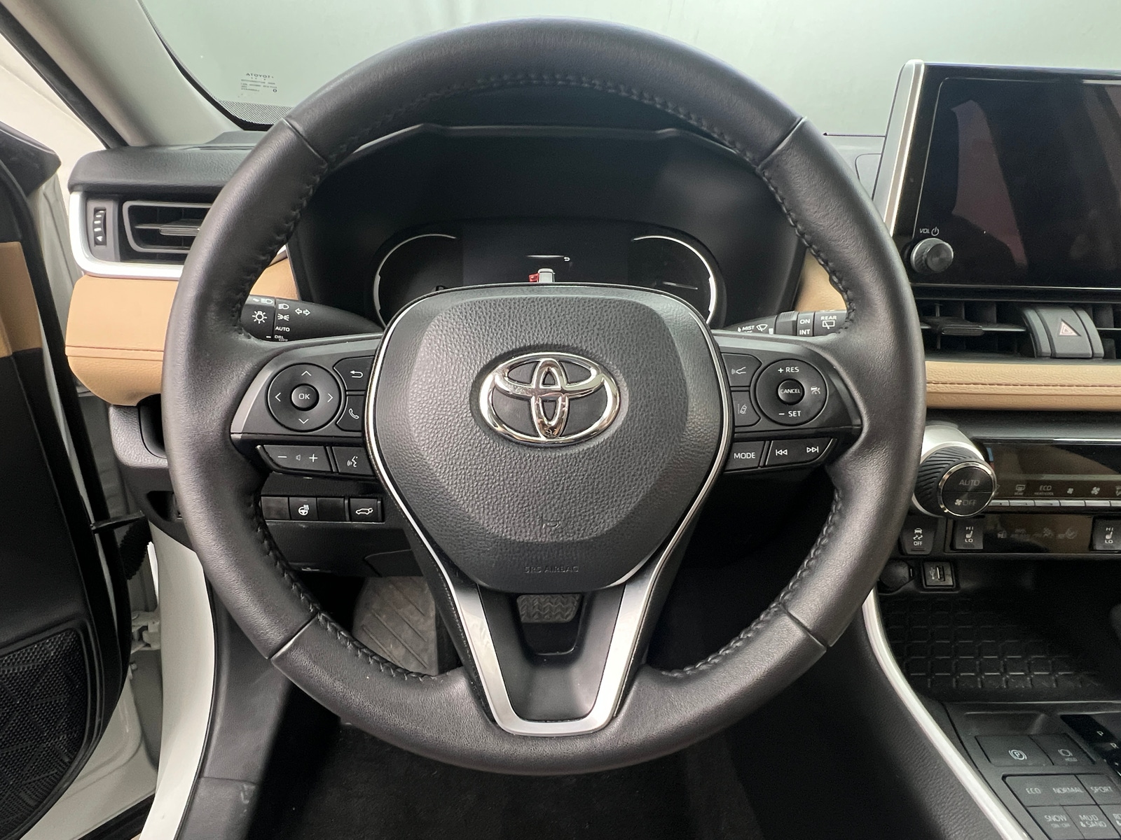 Thumbnail: 2024 Toyota RAV4 - 5