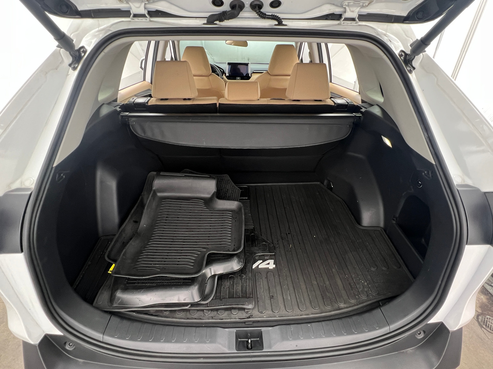 Thumbnail: 2024 Toyota RAV4 - 7