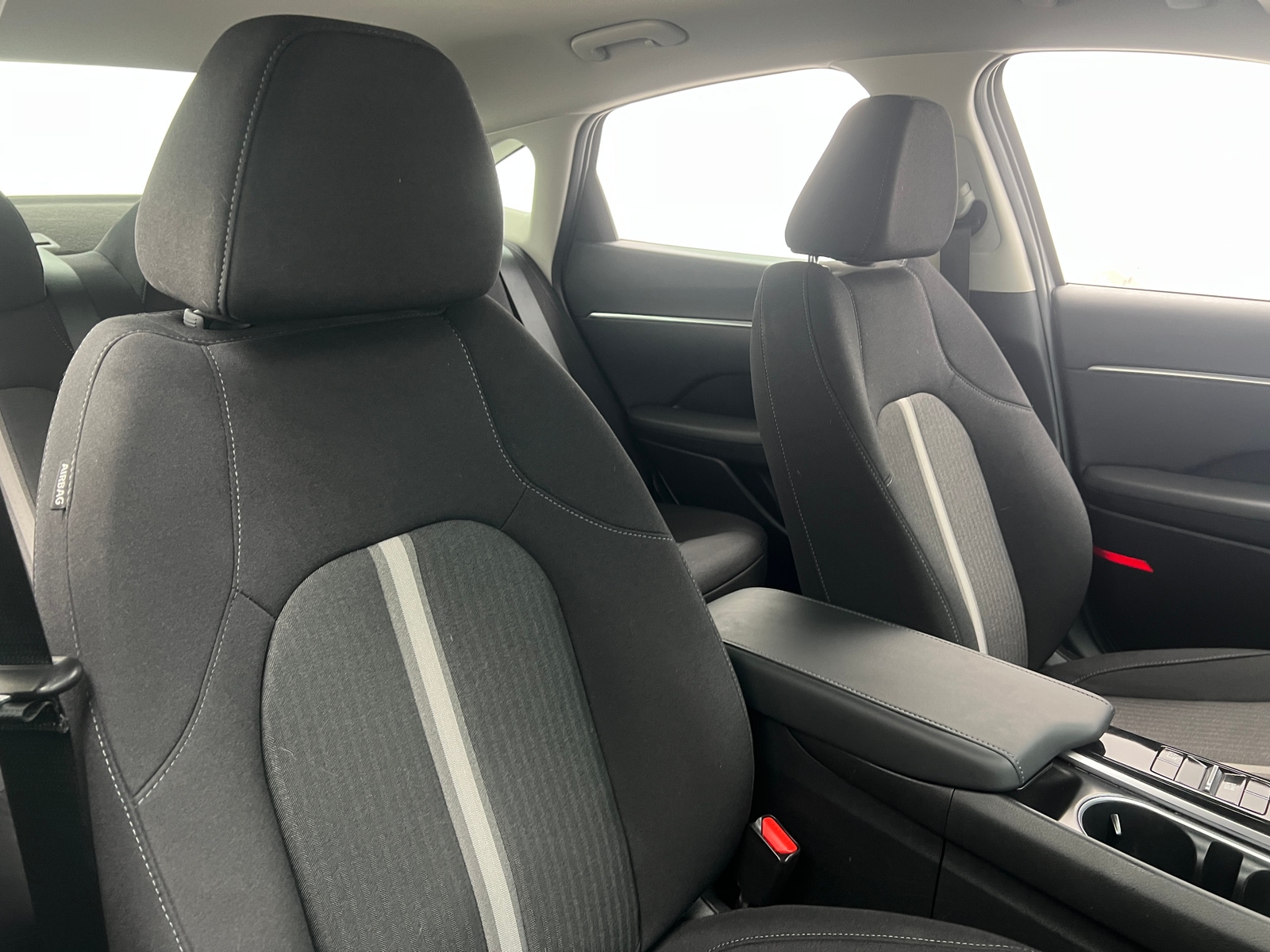 Thumbnail: 2023 Hyundai Sonata - 2