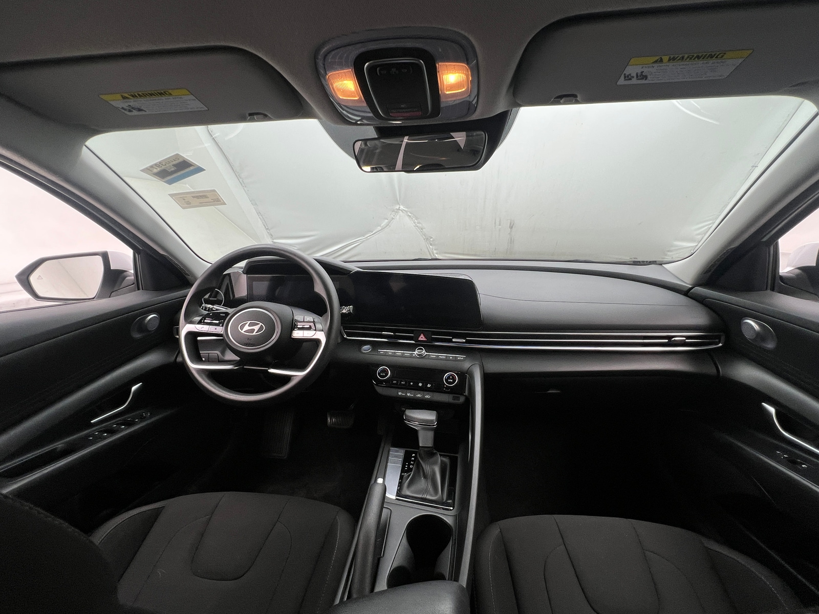 Thumbnail: 2024 Hyundai Elantra - 3