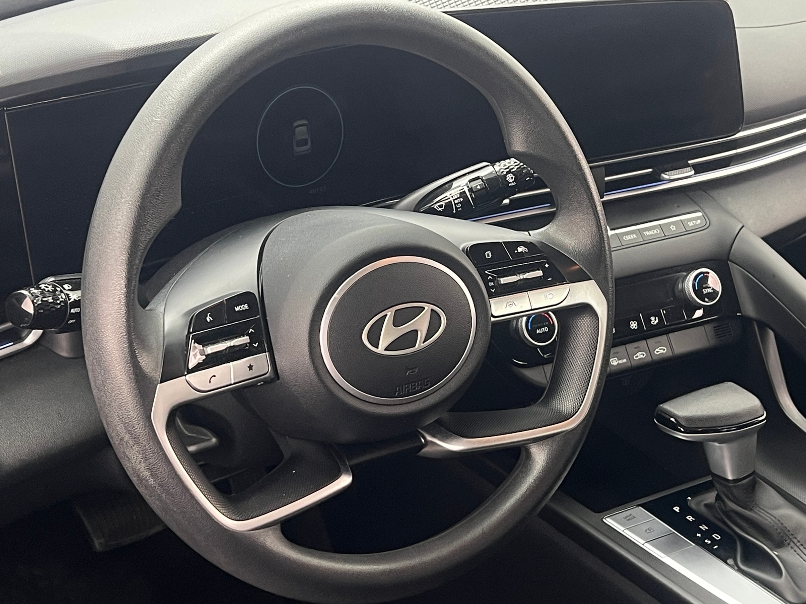 Thumbnail: 2024 Hyundai Elantra - 5