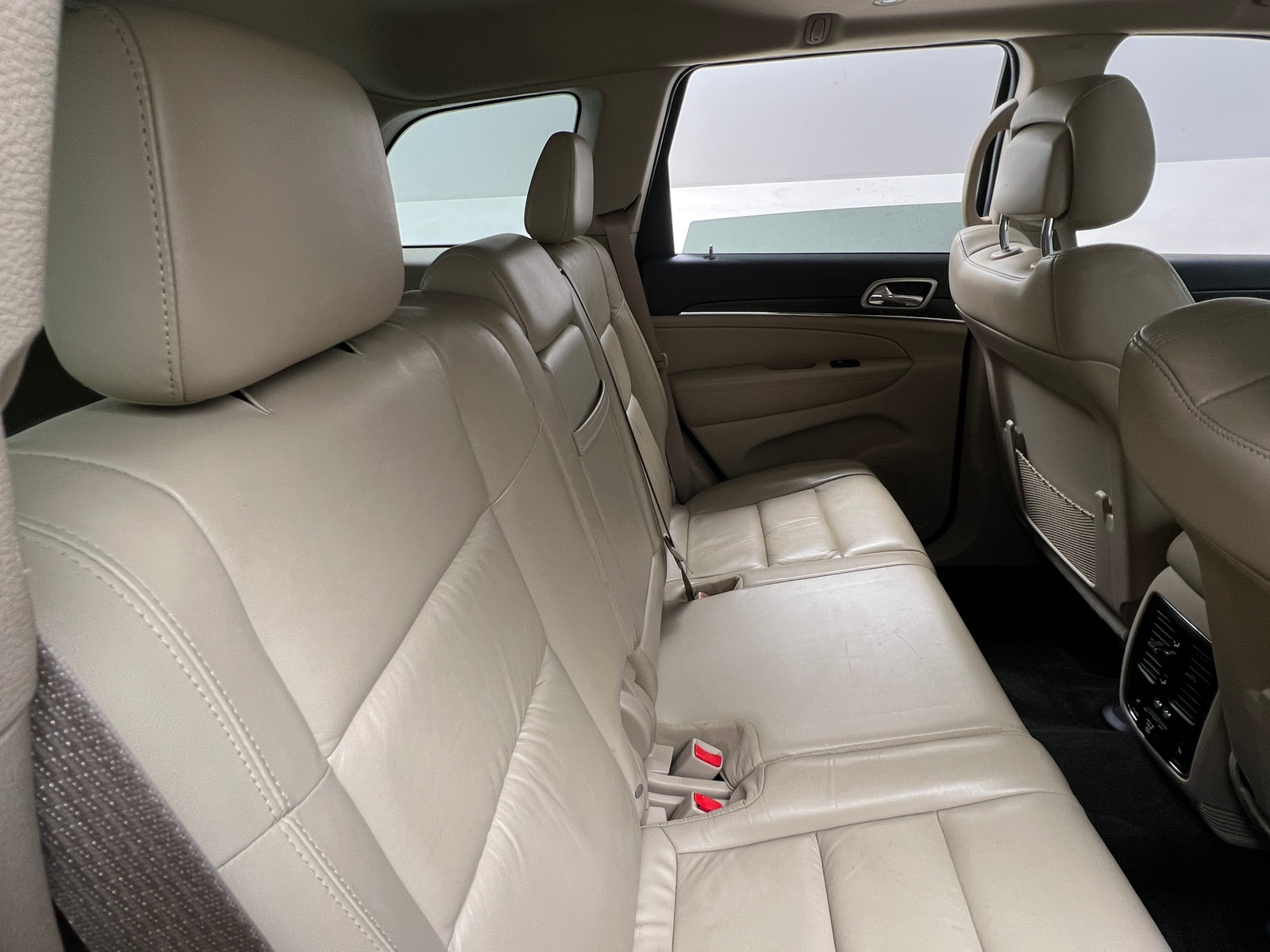 Thumbnail: 2016 Jeep Grand Cherokee - 5