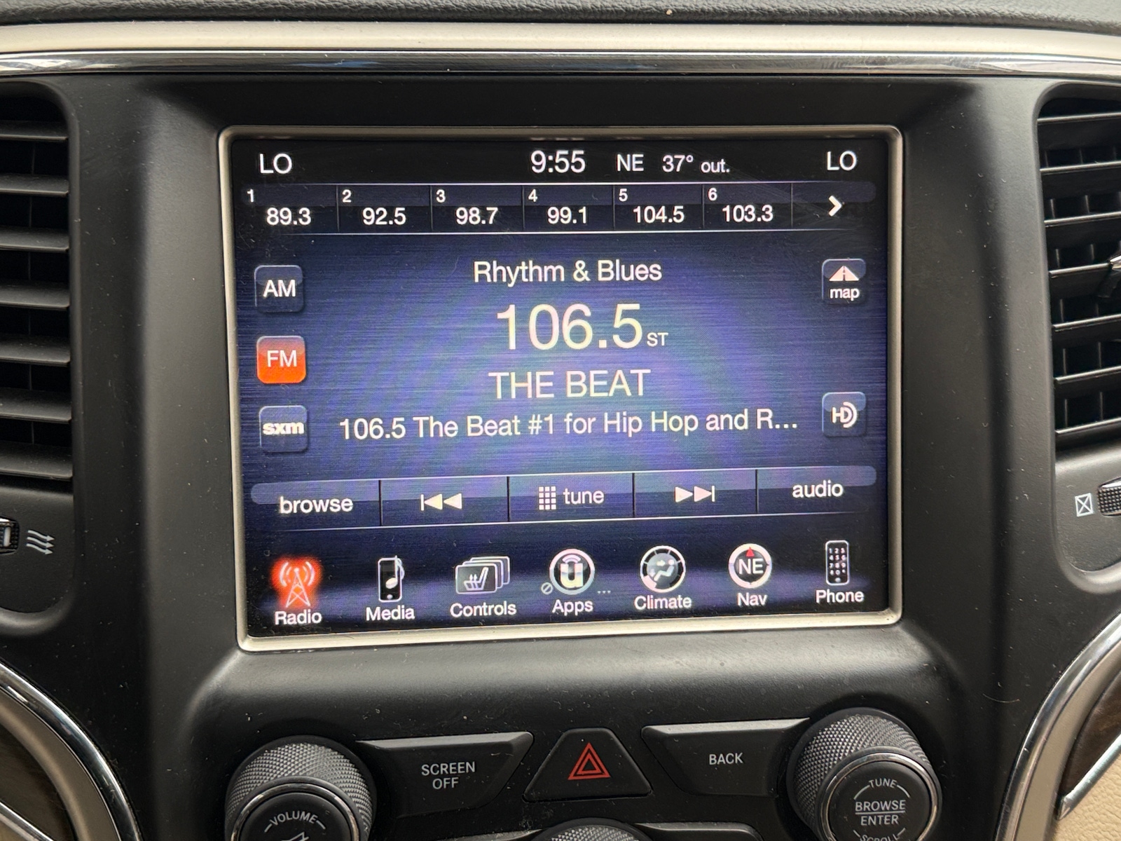 Thumbnail: 2016 Jeep Grand Cherokee - 3