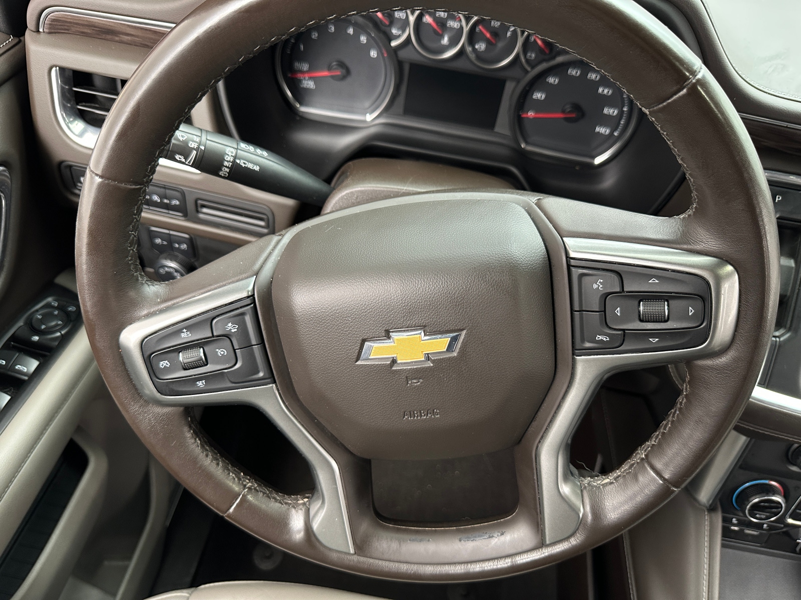 Thumbnail: 2021 Chevrolet Suburban - 4