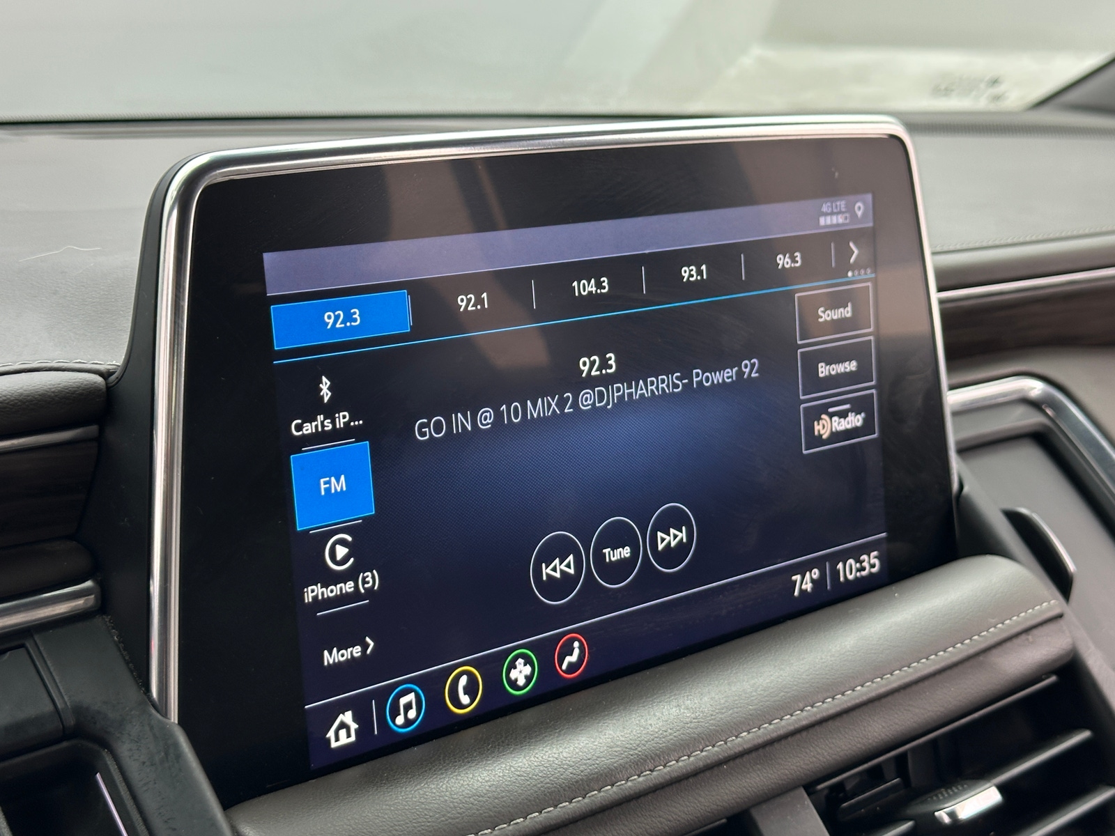 Thumbnail: 2021 Chevrolet Suburban - 3